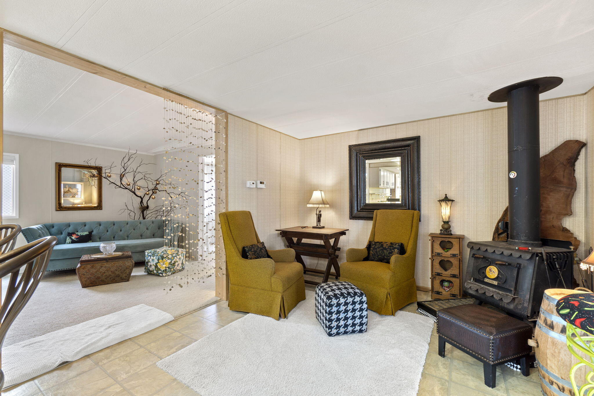 5490 Hilltop Lane, 87