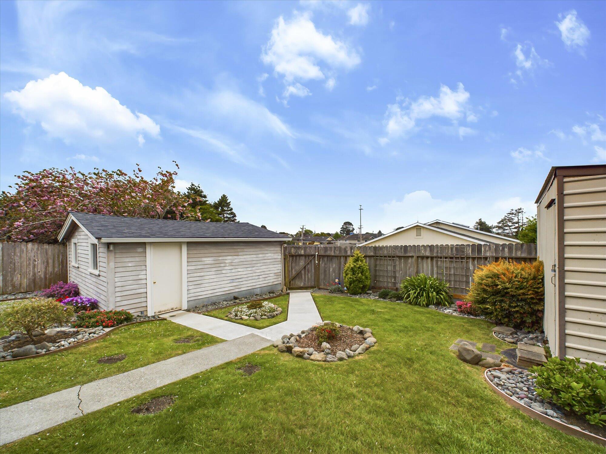 2948 C Street