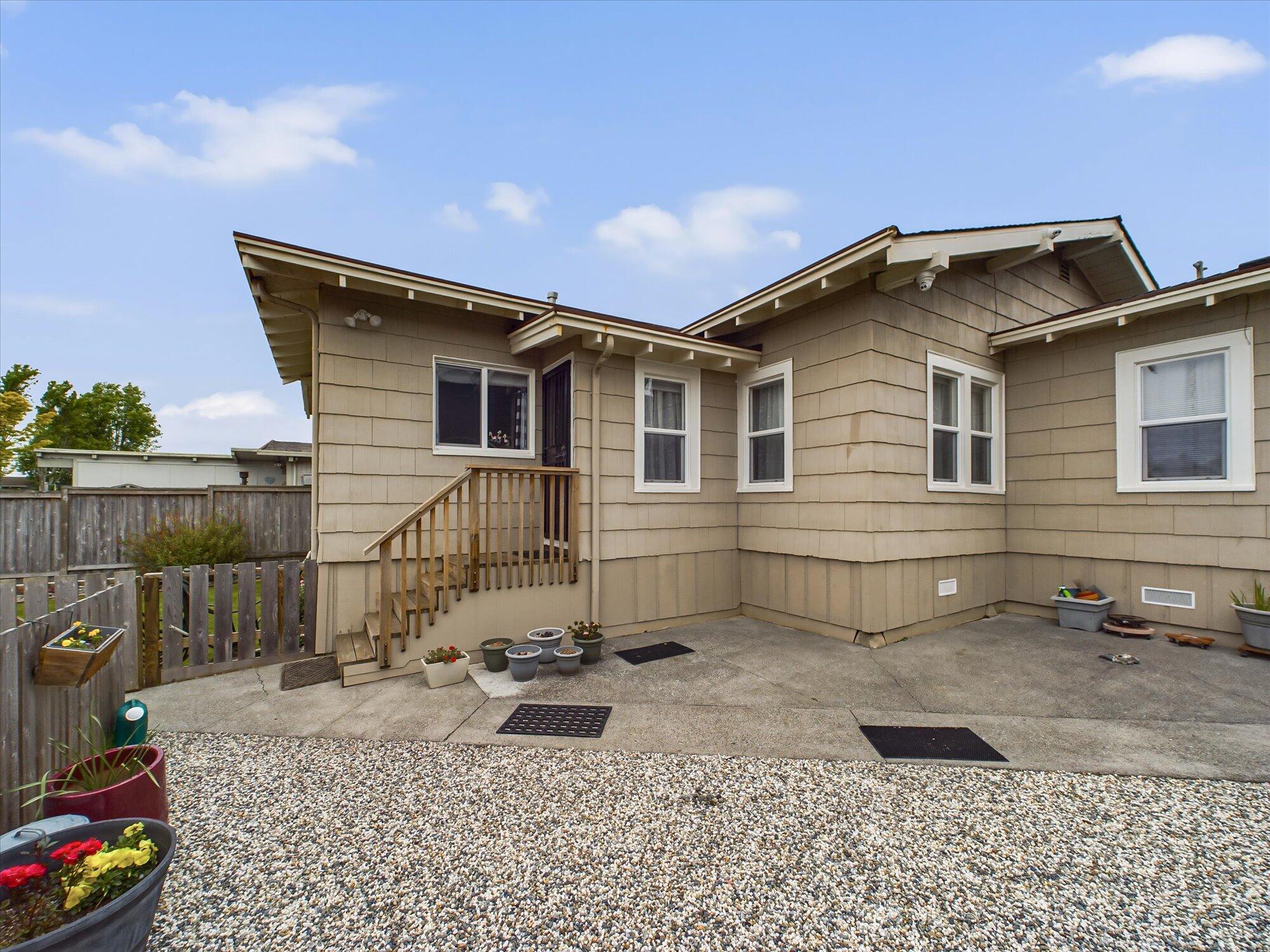 2948 C Street
