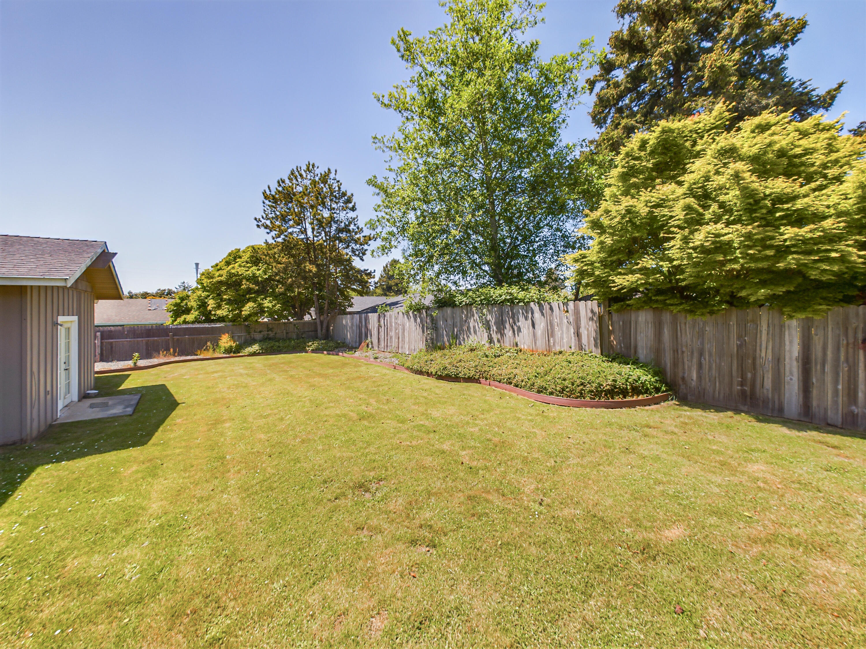 1873 Timothy Road, McKinleyville