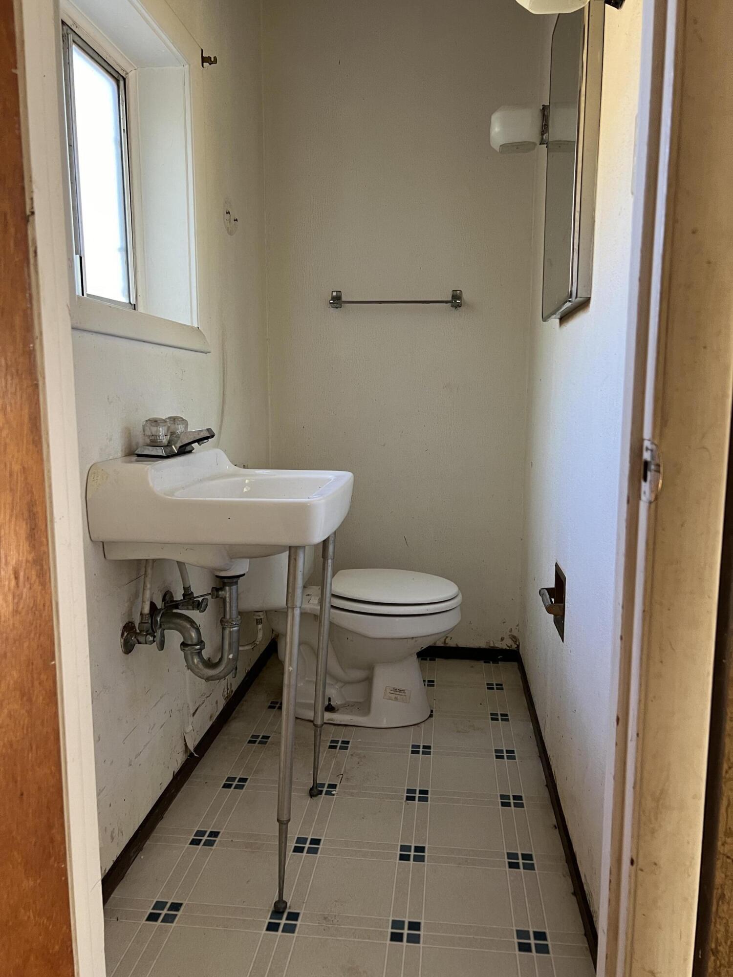 1557 Harper Avenue, McKinleyville