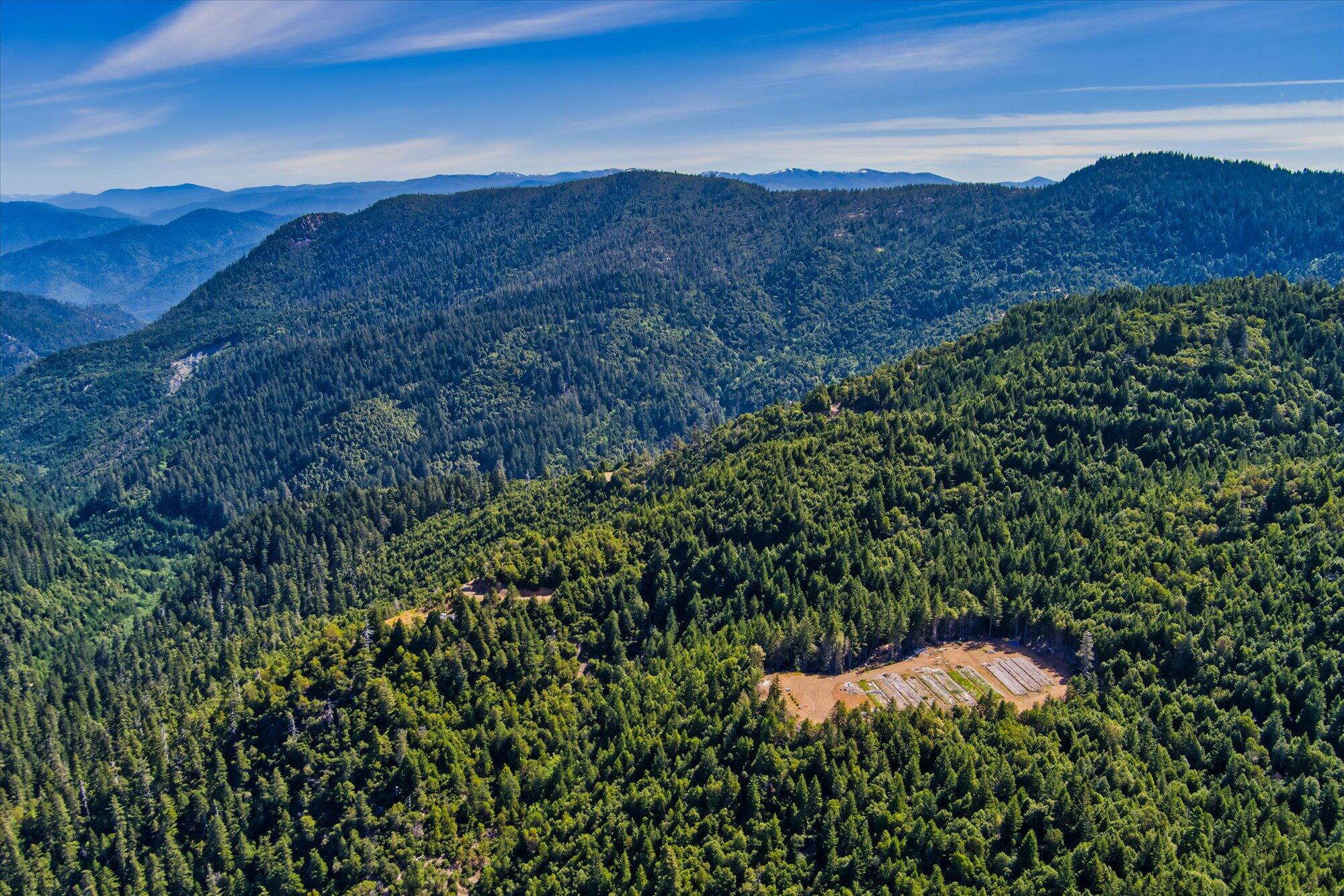 250+/-Acre Old Three Creeks Road