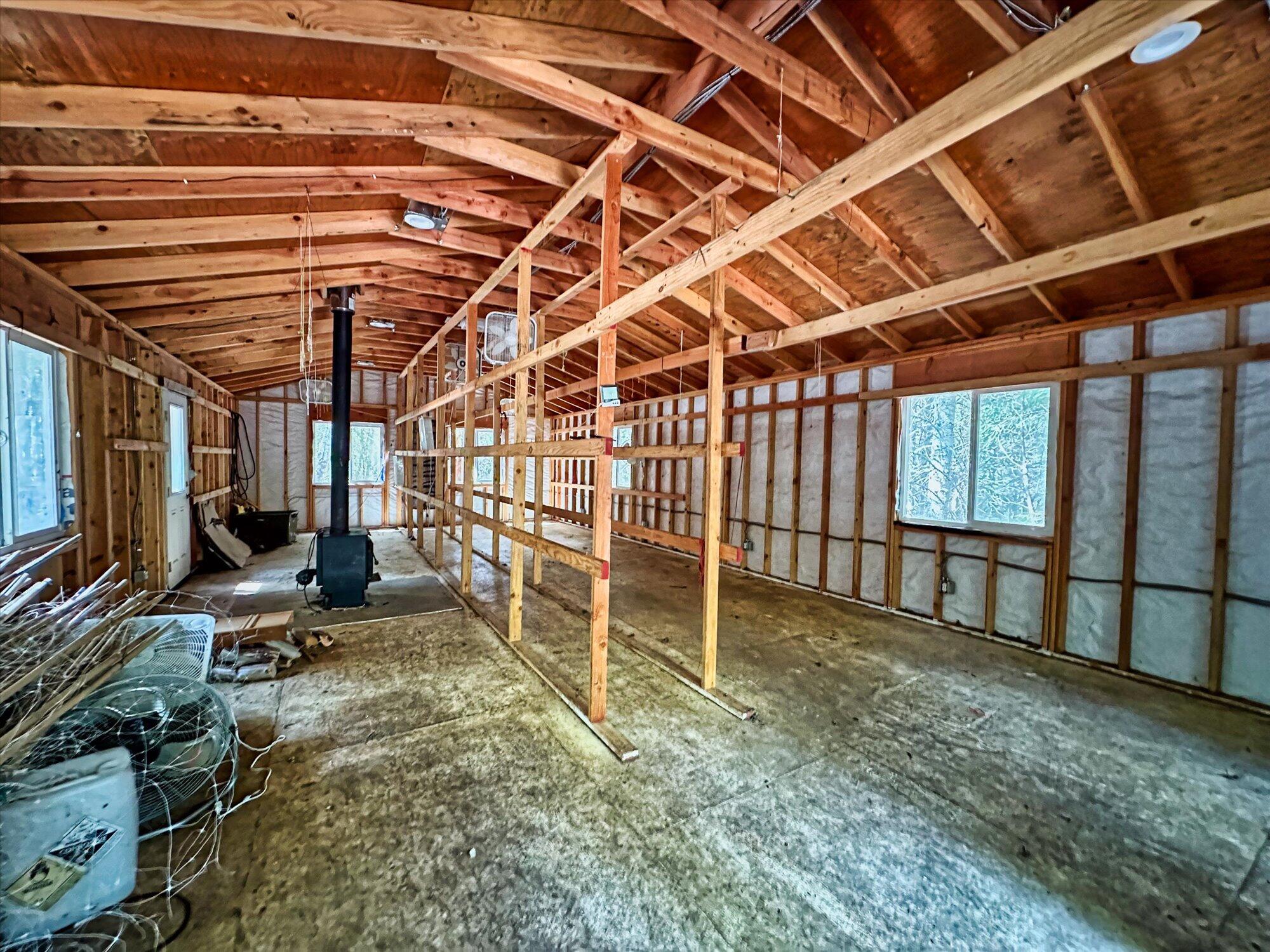 250+/-Acre Old Three Creeks Road