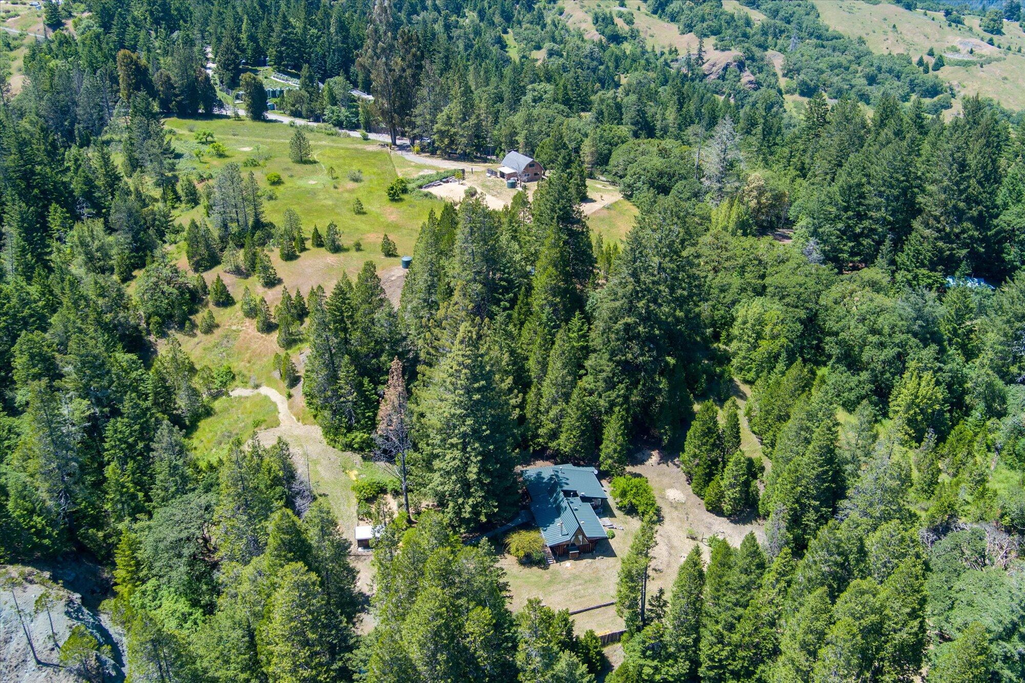 3525 Thomas Road