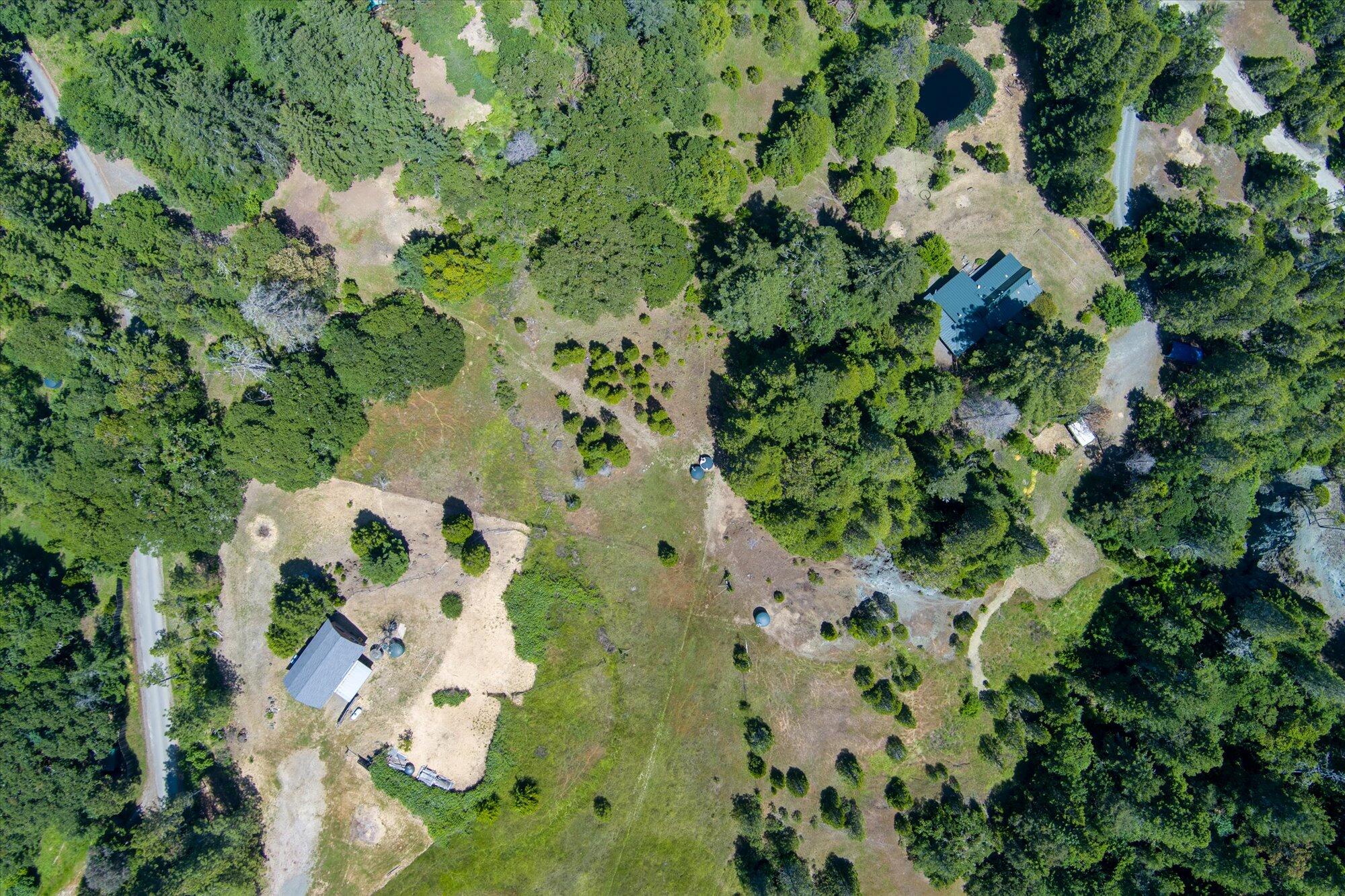 3525 Thomas Road