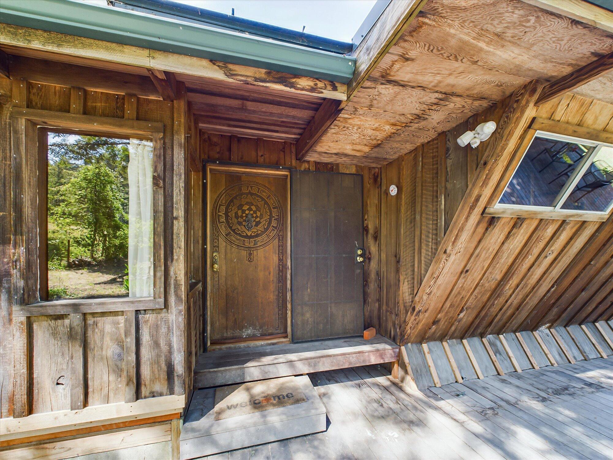 3525 Thomas Road