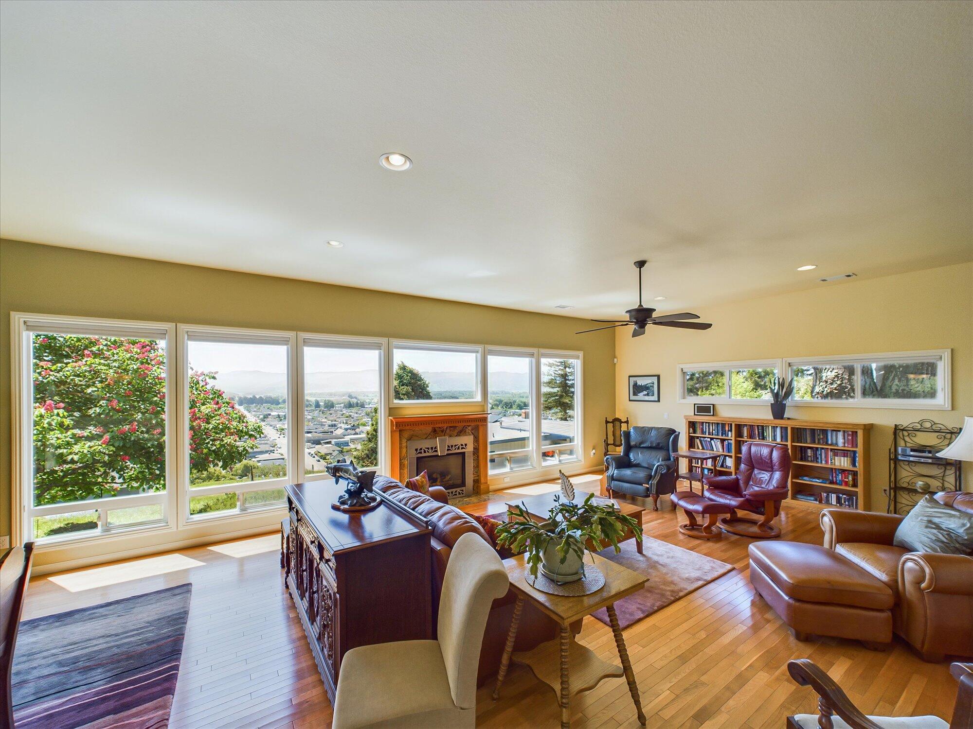 1153 Vista Drive