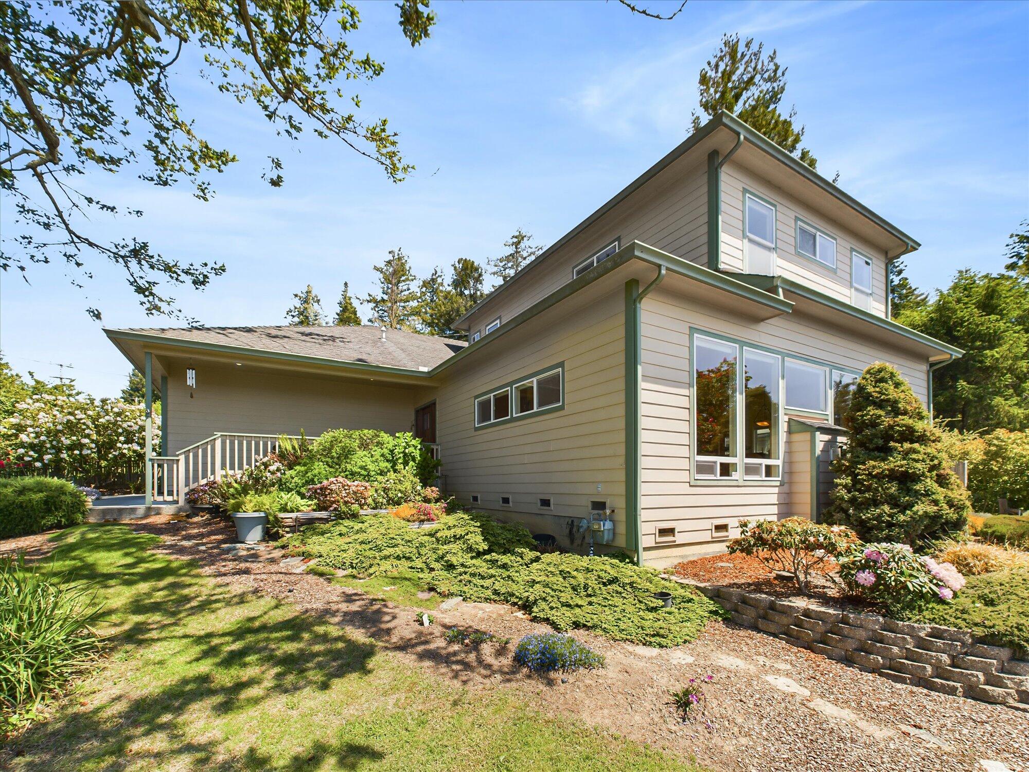 1153 Vista Drive