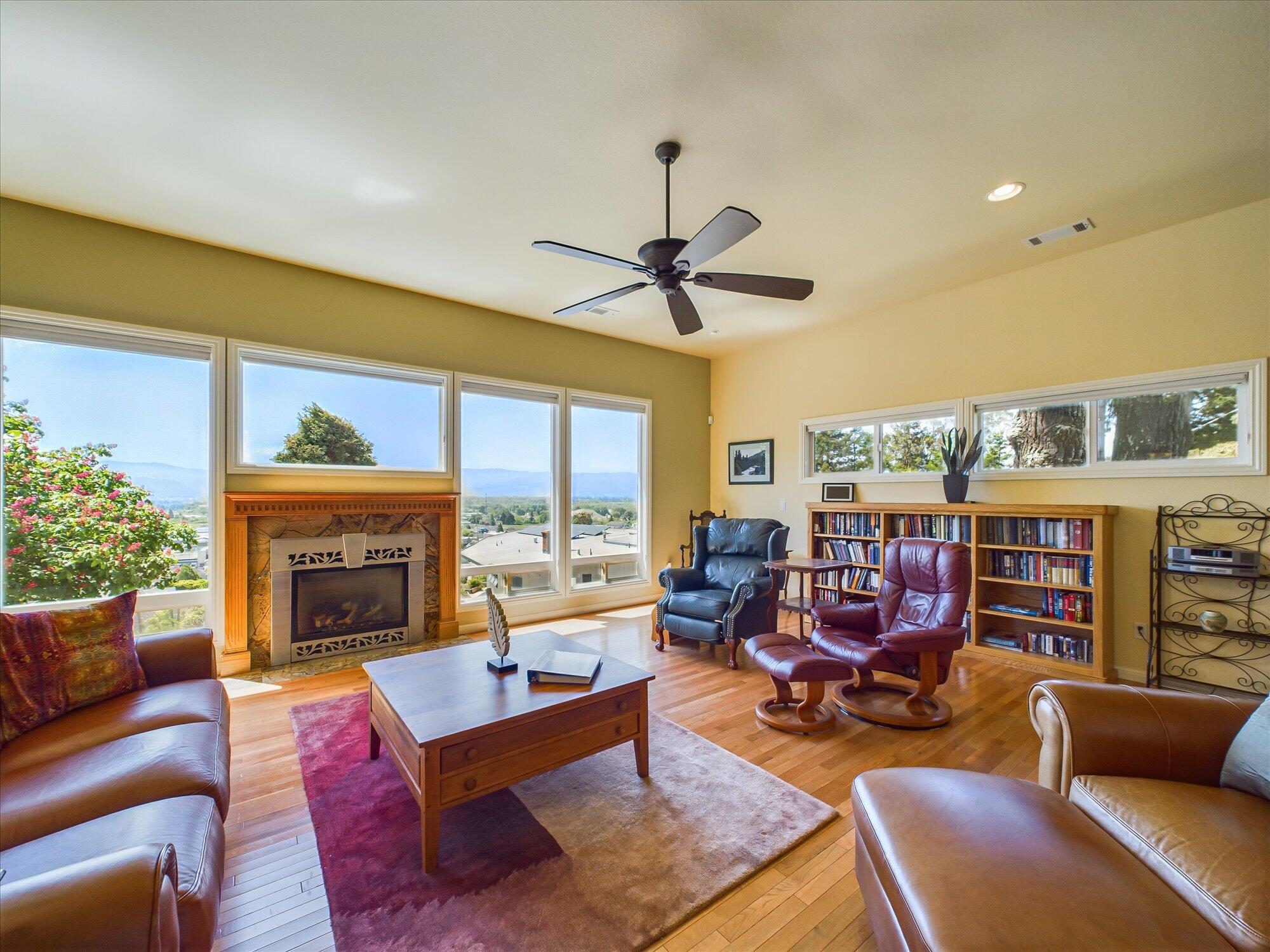 1153 Vista Drive
