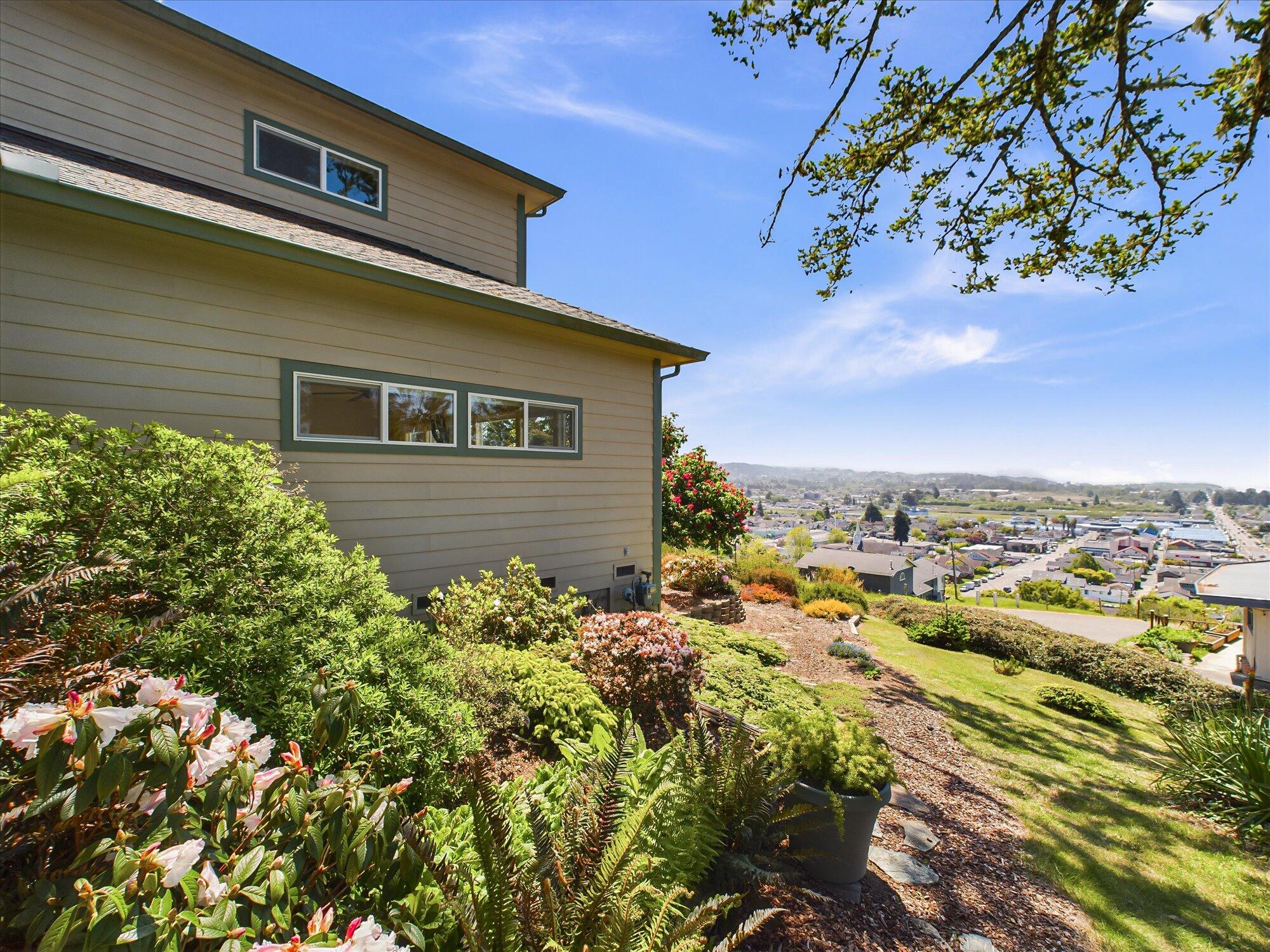 1153 Vista Drive