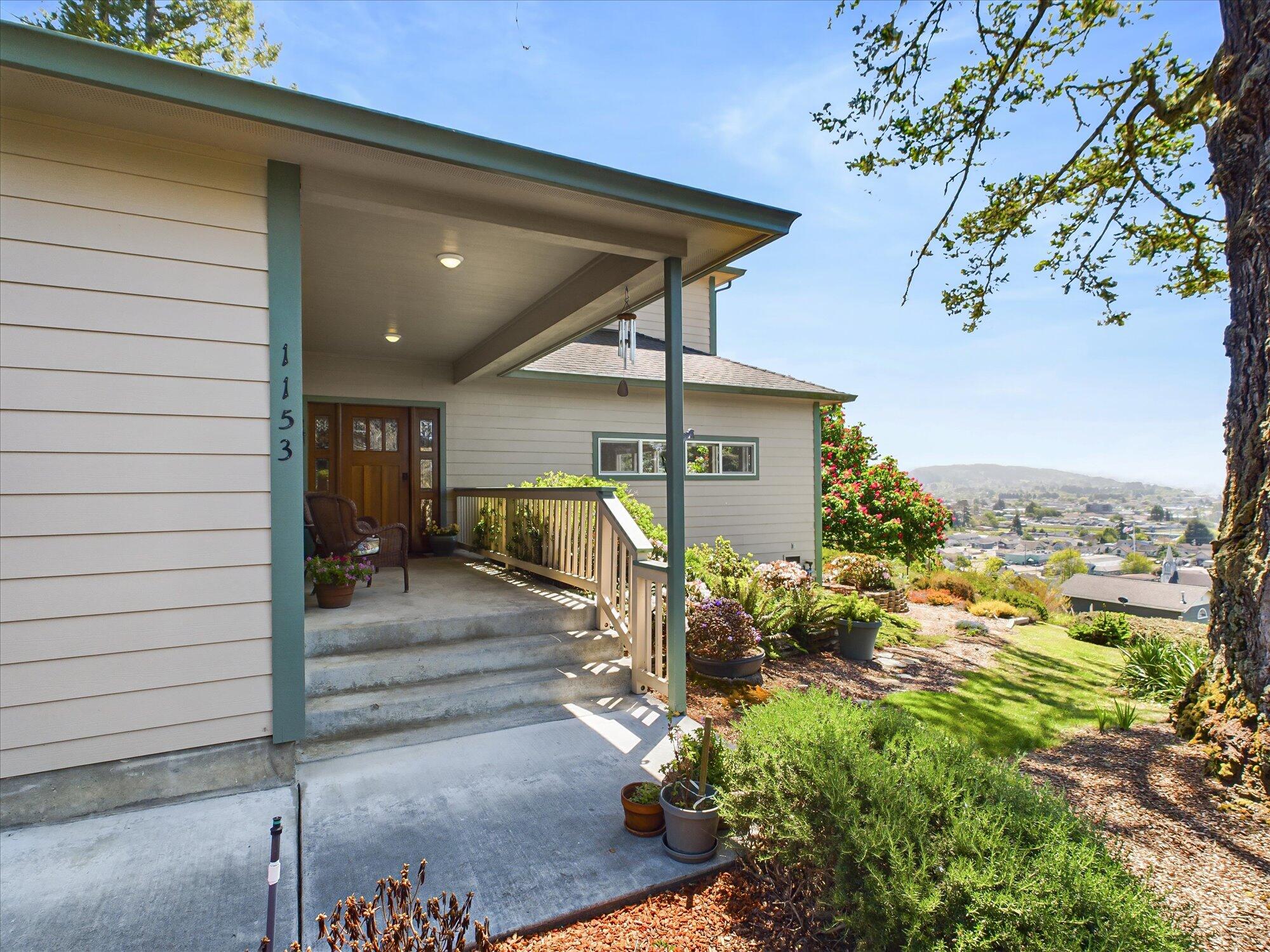 1153 Vista Drive