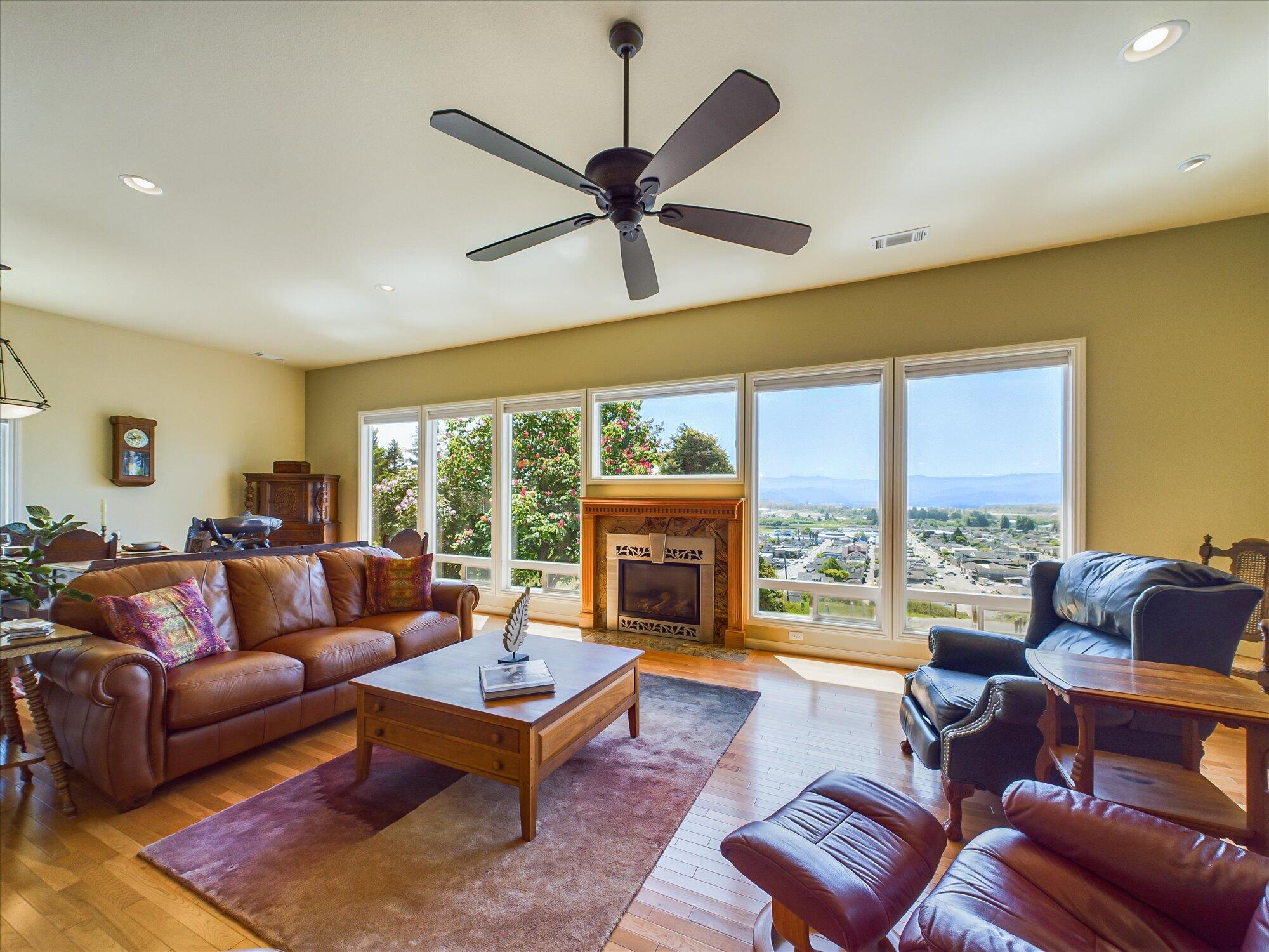 1153 Vista Drive