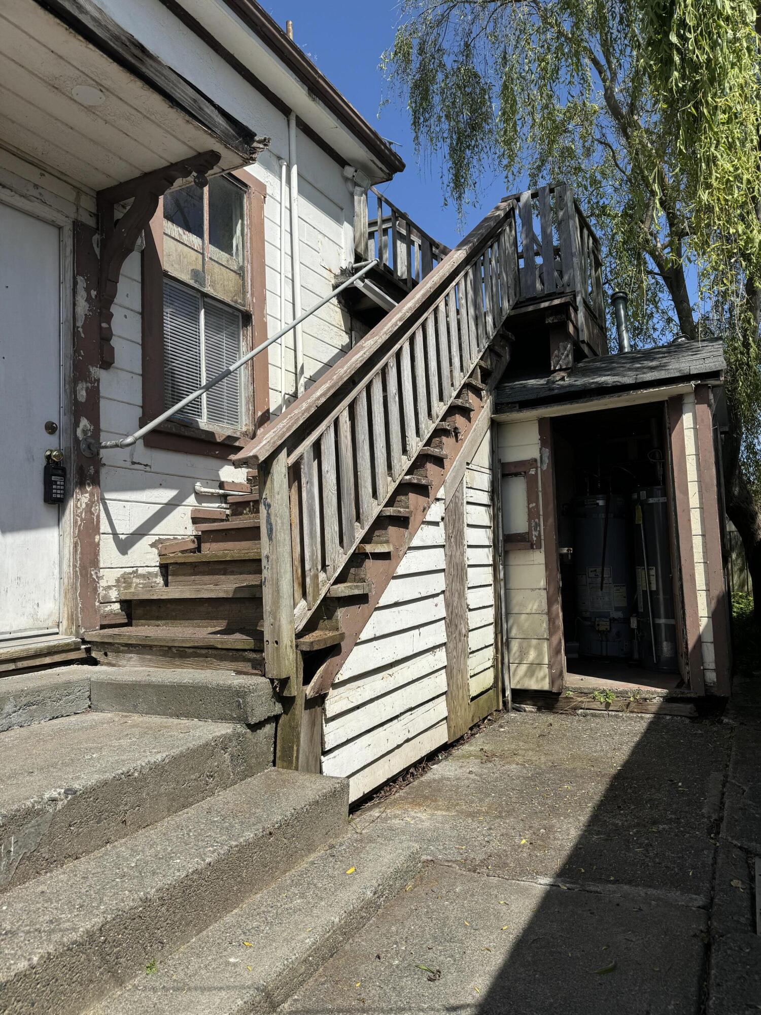 833 L Street