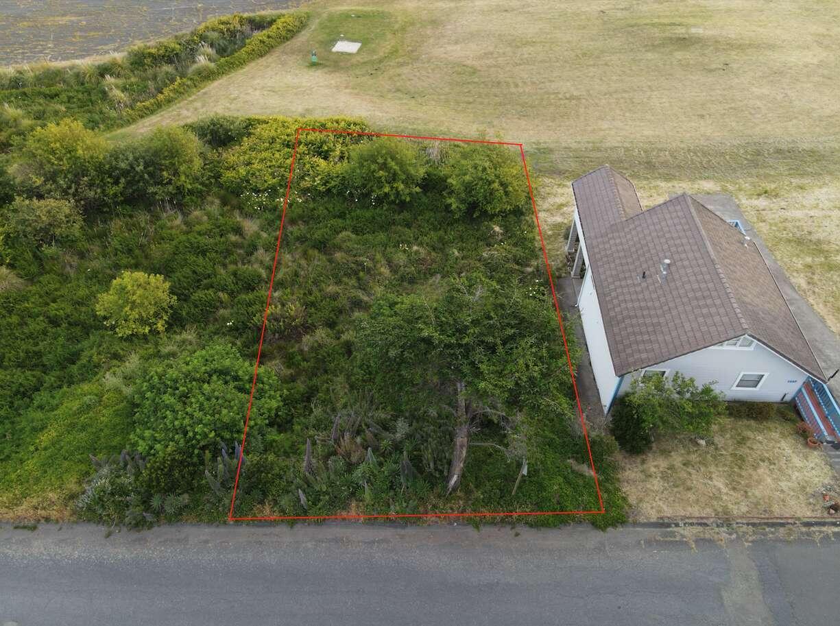 1445 Upper Pacific Drive