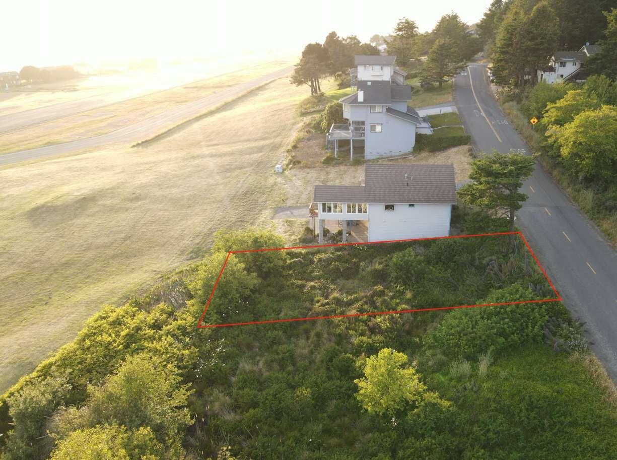 1445 Upper Pacific Drive