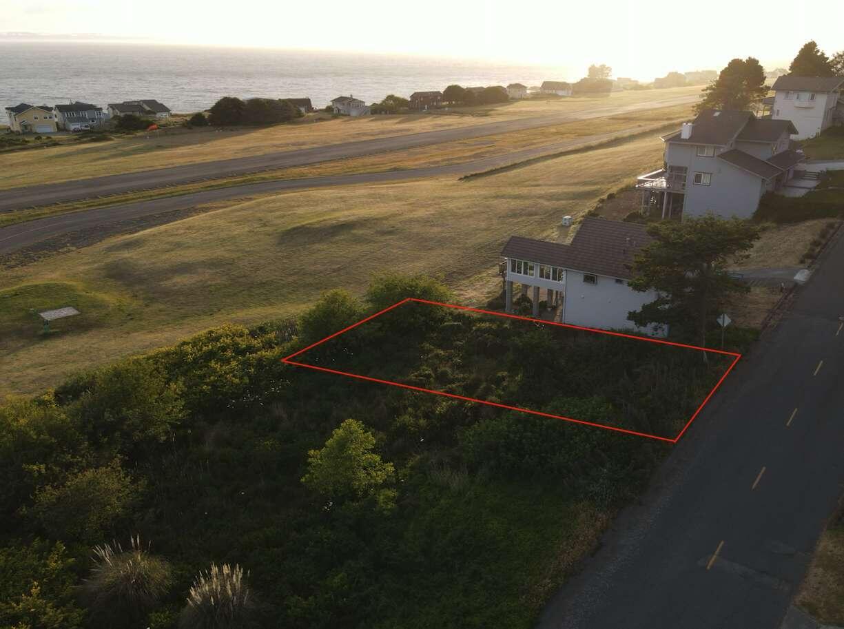 1445 Upper Pacific Drive