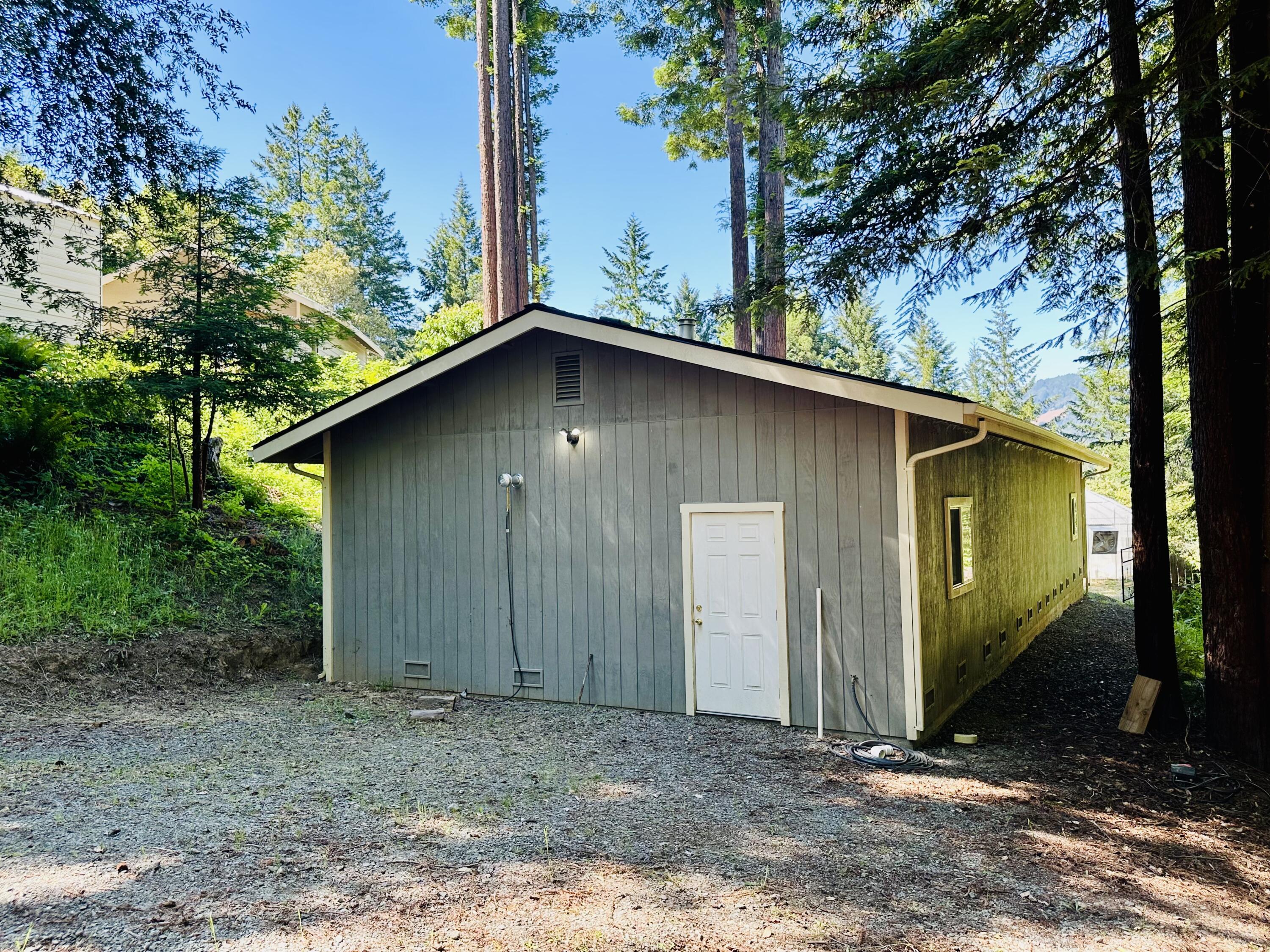 10667 Dyerville Loop Road