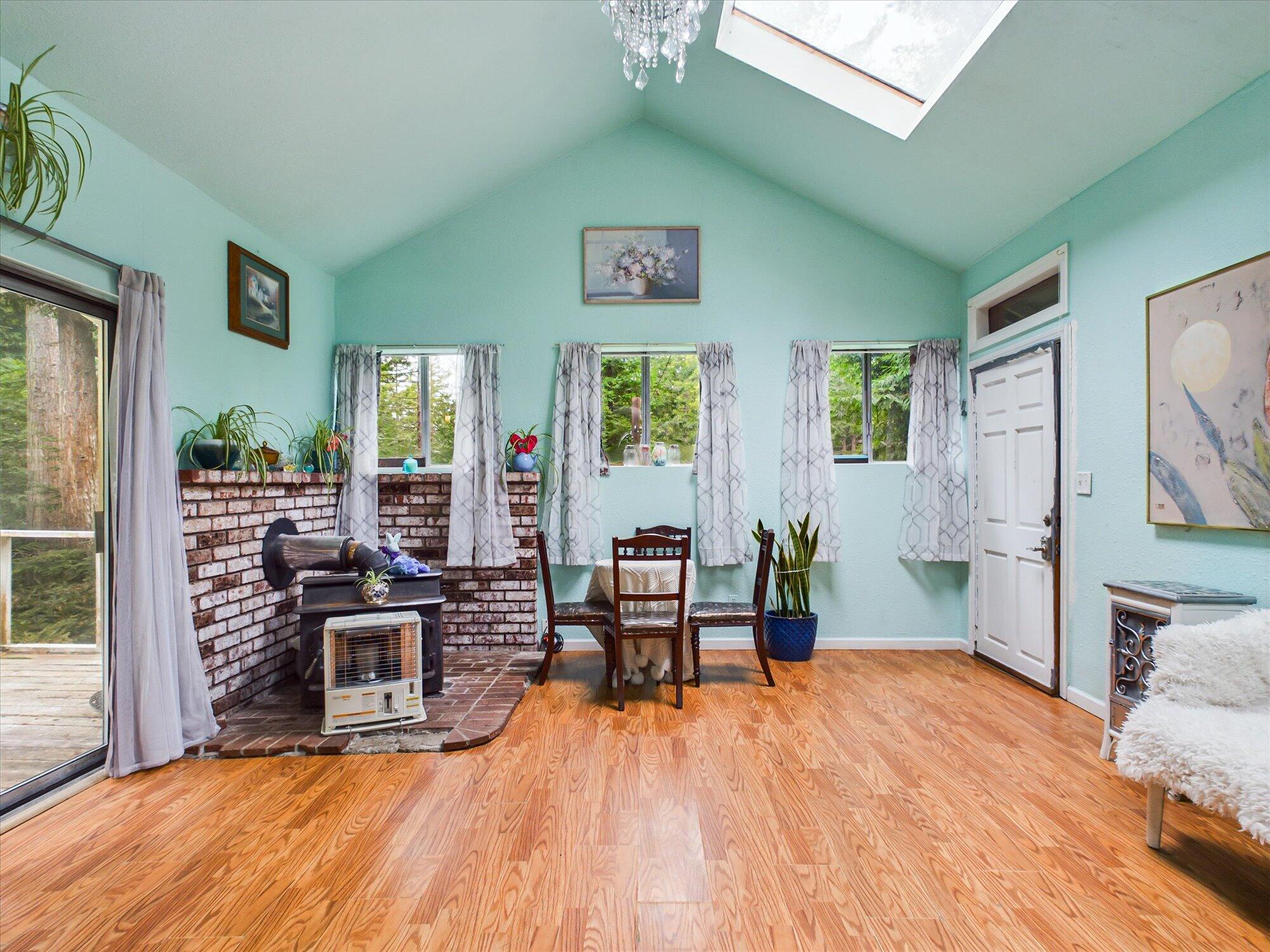 355 Redmond Road