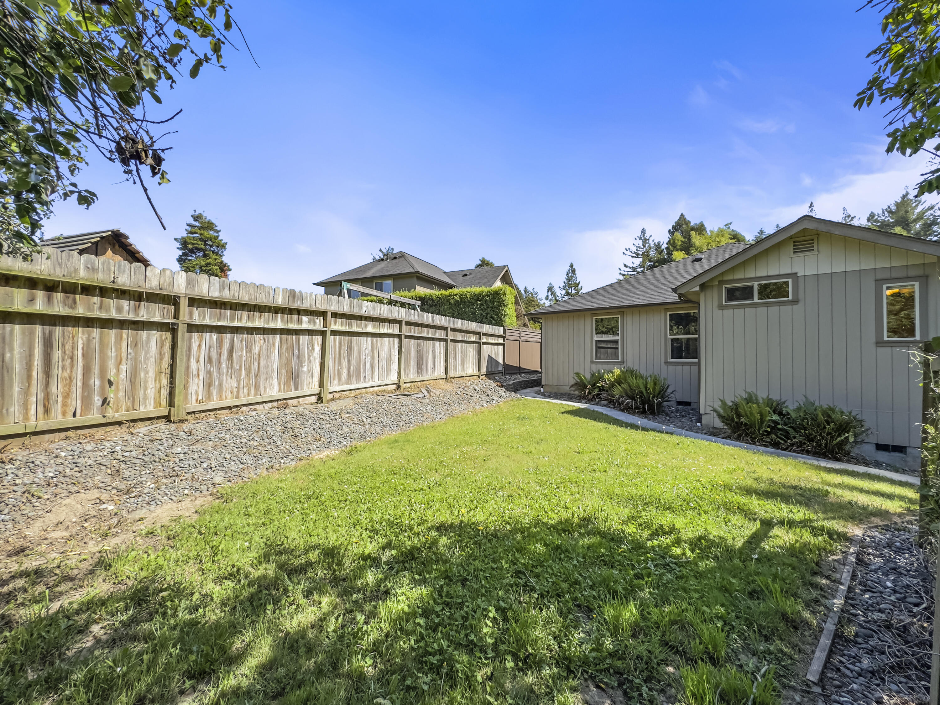 2067 Jeffrey Lane