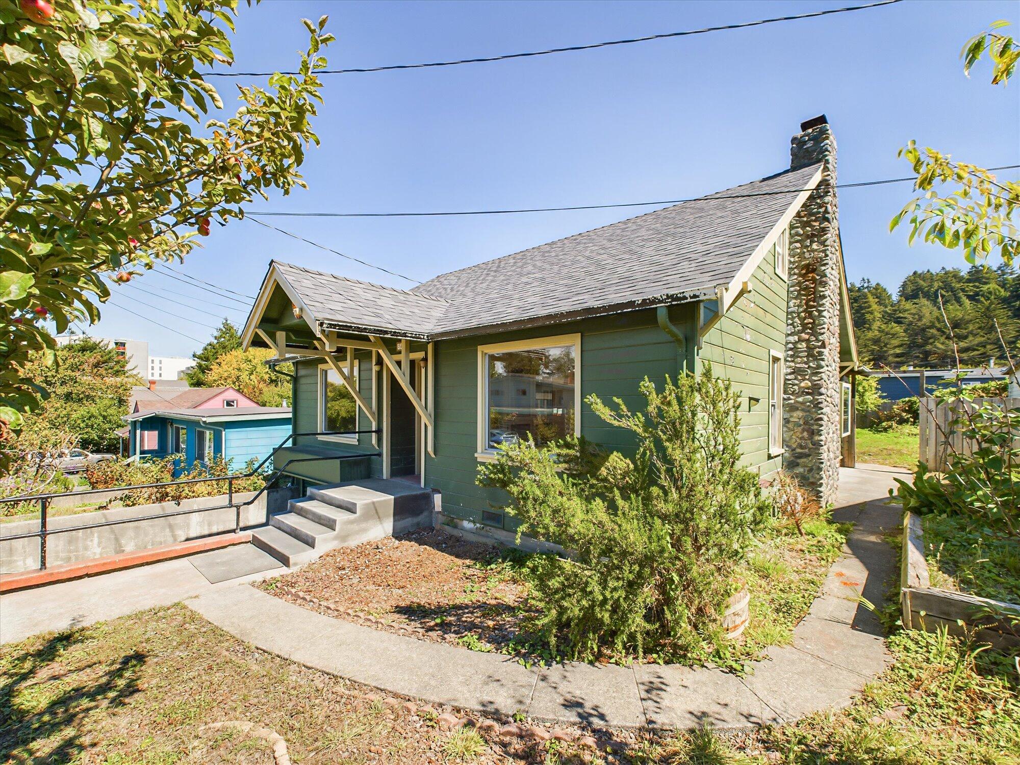 2488 Eye Street