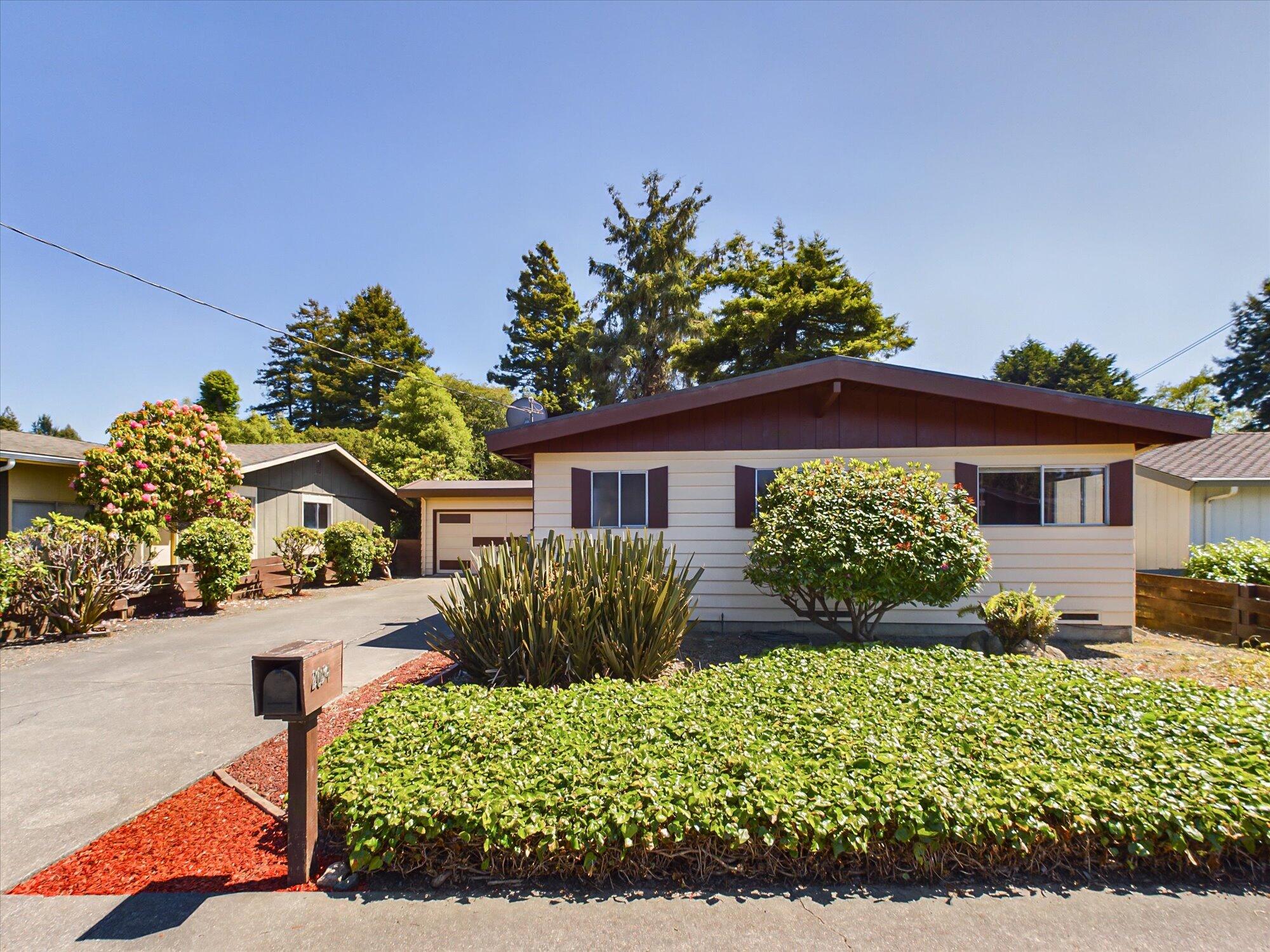 2054 Mcclaskey Lane