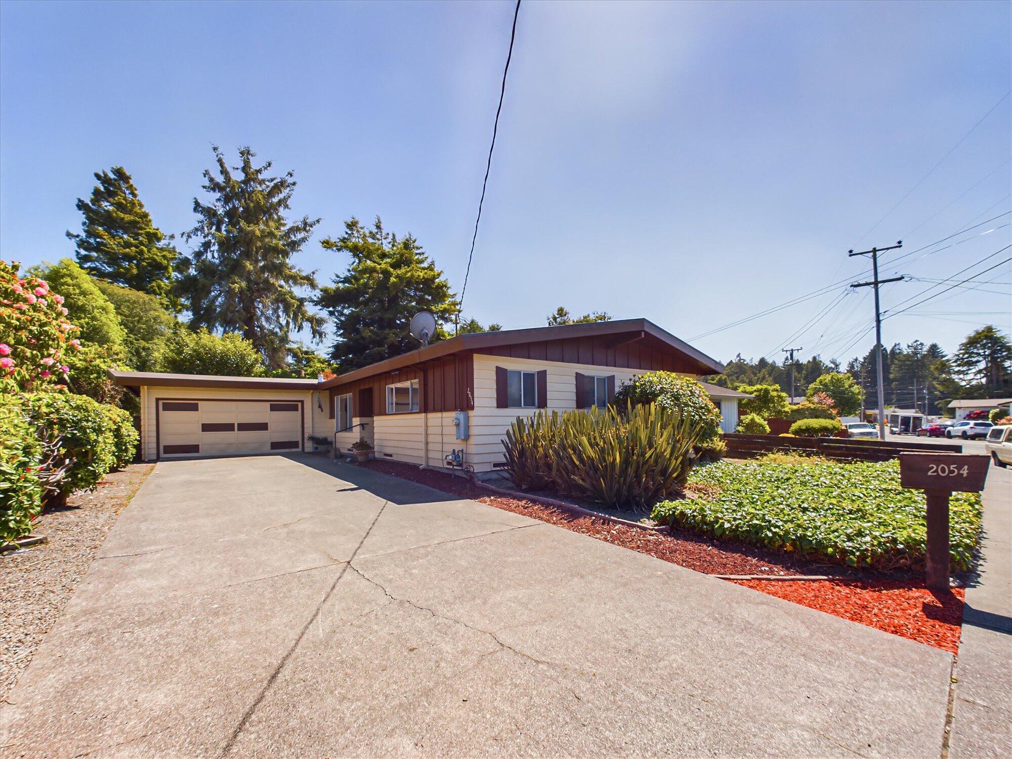 2054 Mcclaskey Lane