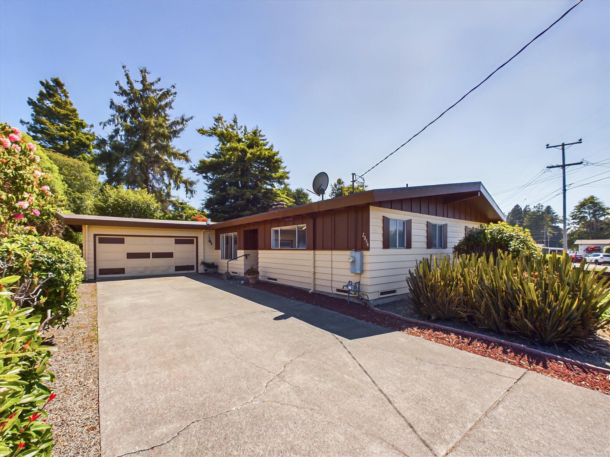 2054 Mcclaskey Lane