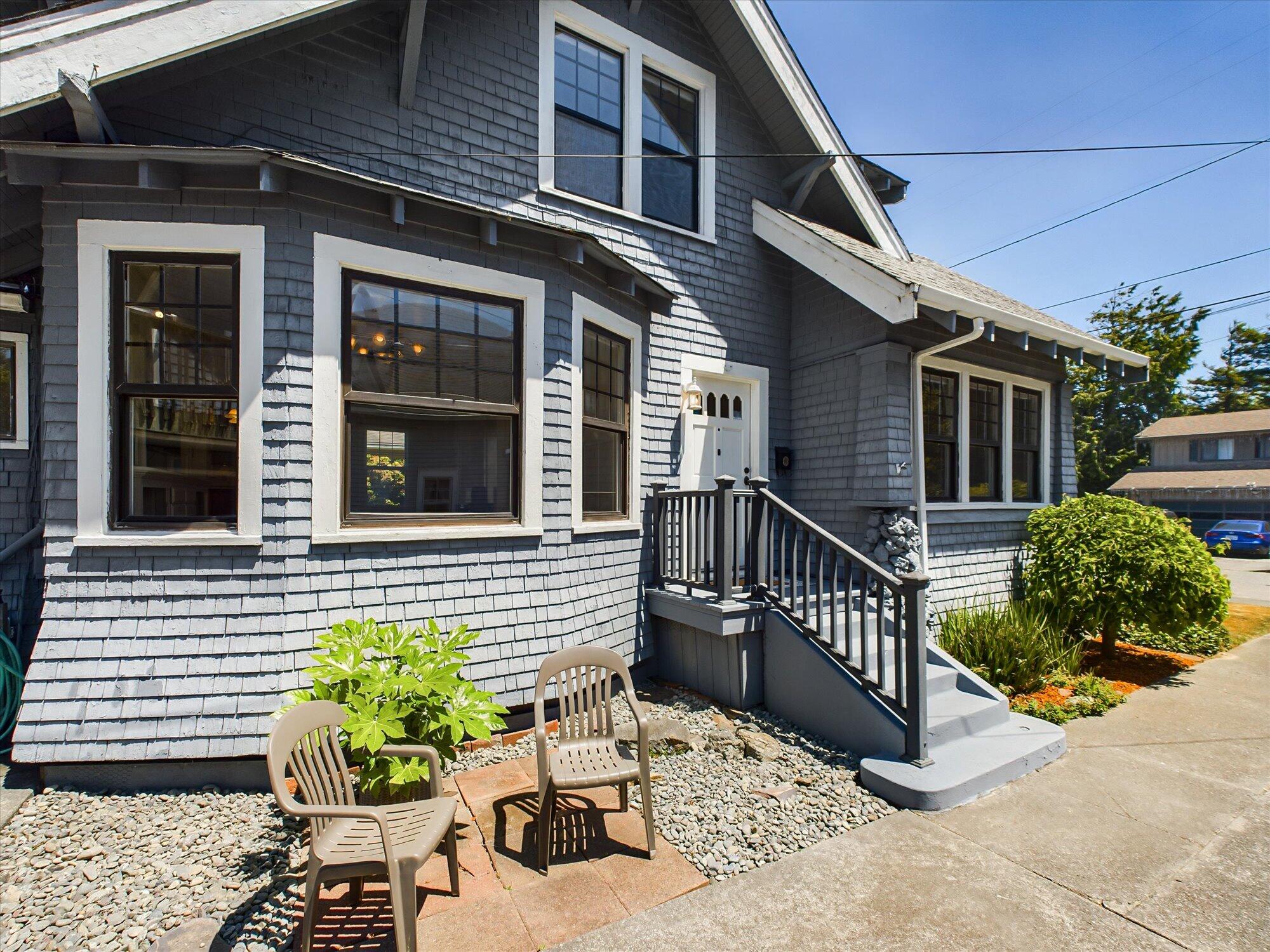 3206 Lowell Street