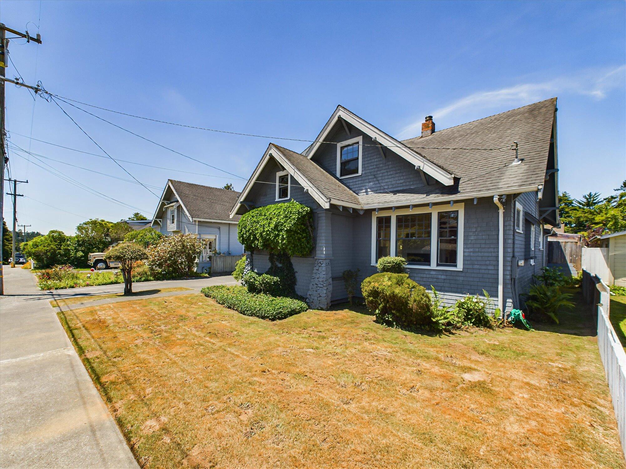 3206 Lowell Street