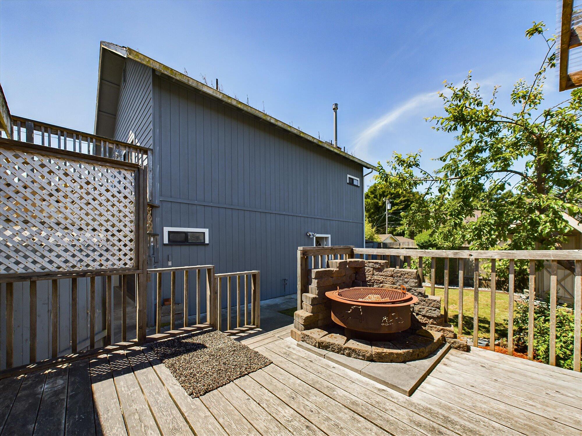 3206 Lowell Street