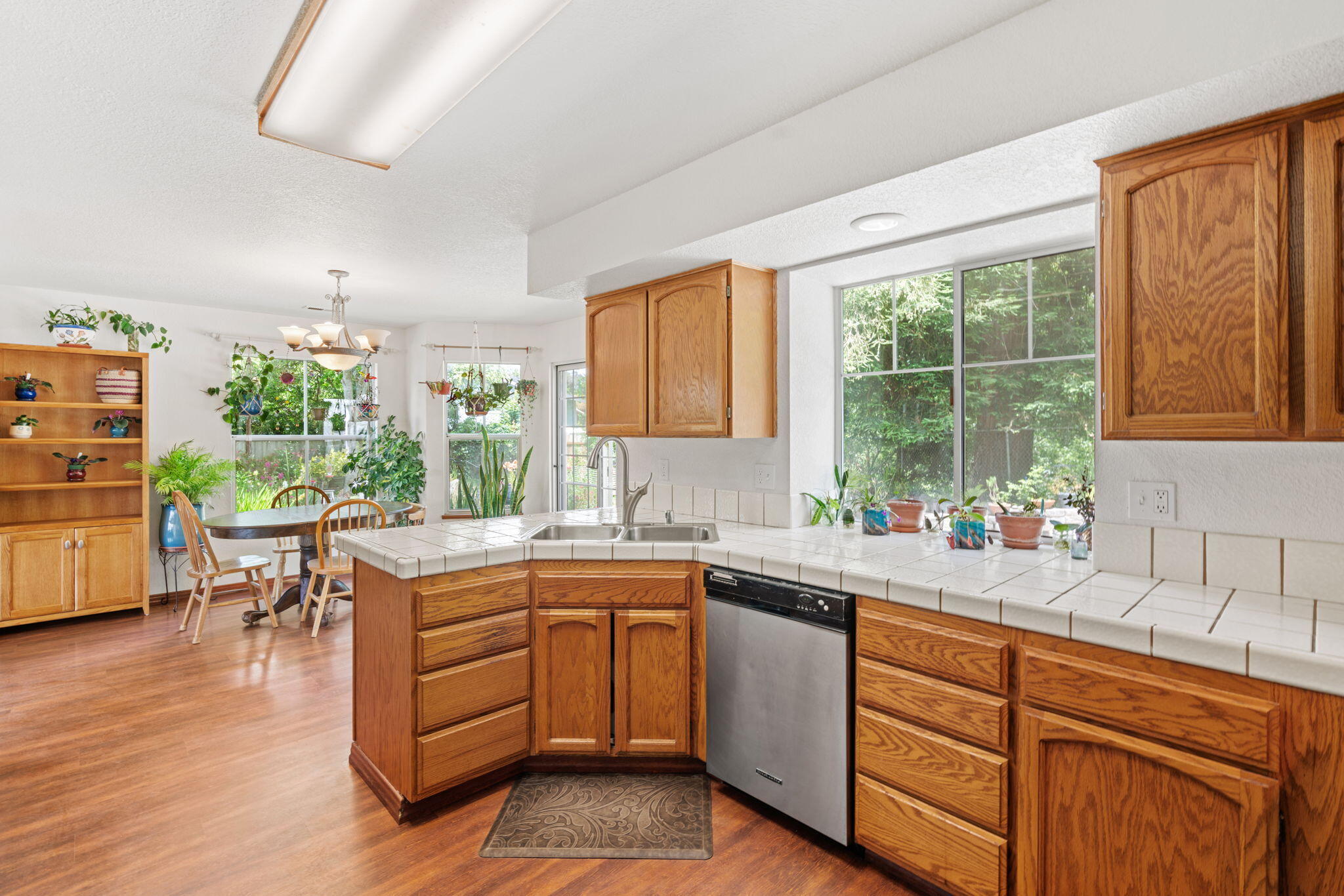 1705 Blue Jay Court
