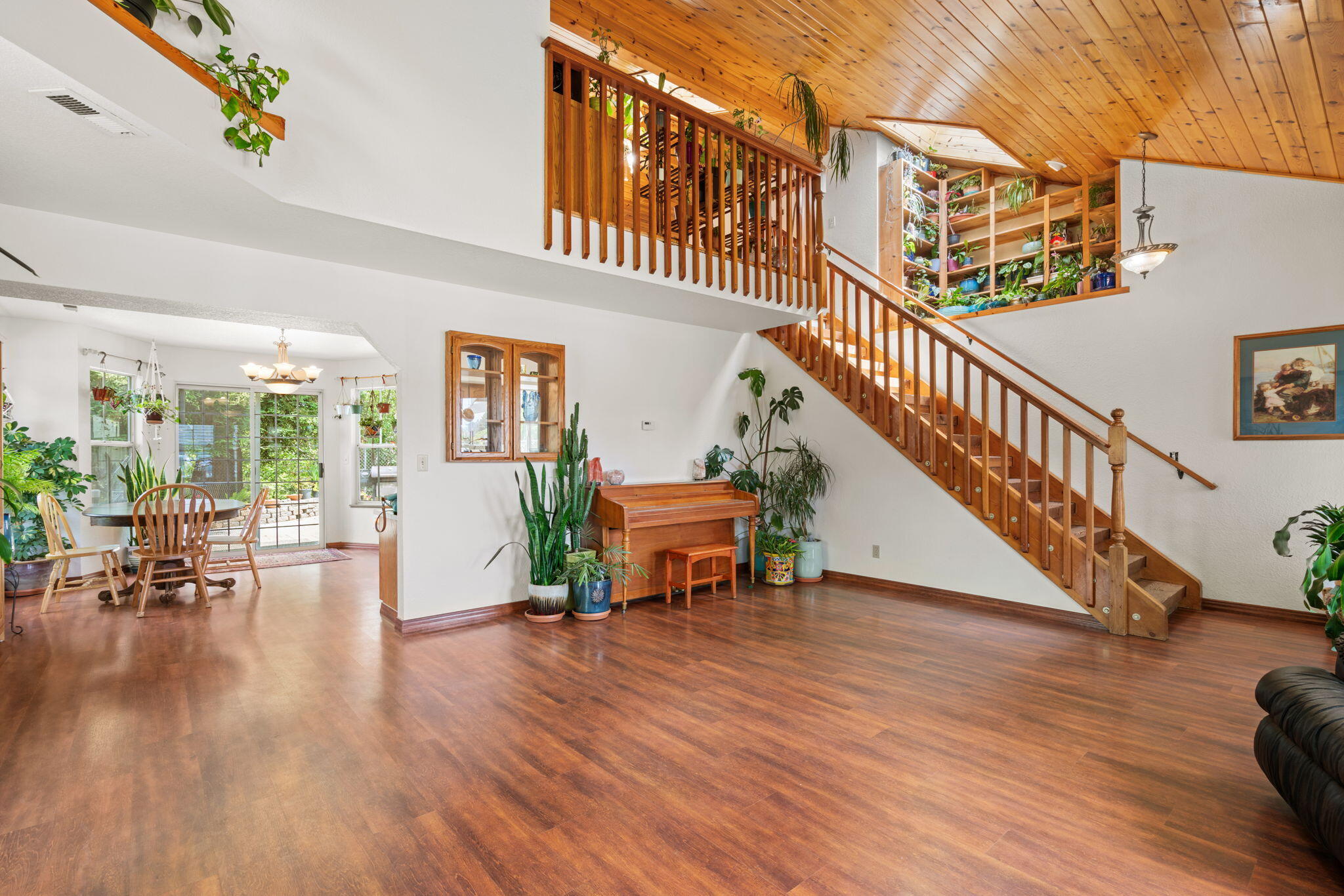 1705 Blue Jay Court