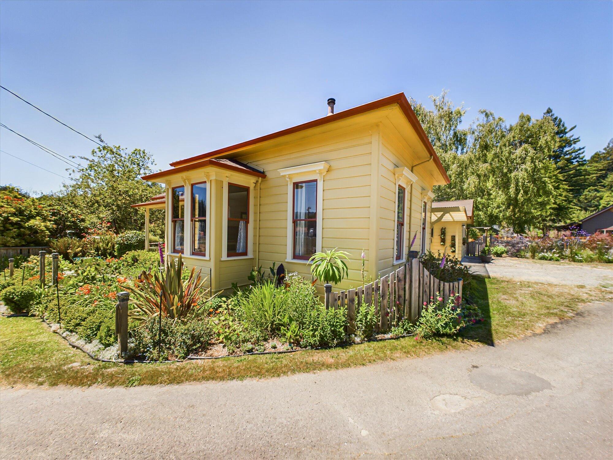 44 Beauchamp Road