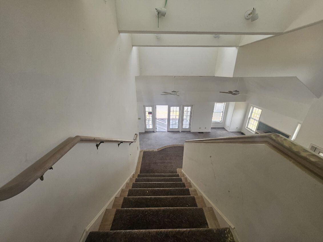 1580 Upper Pacific Drive