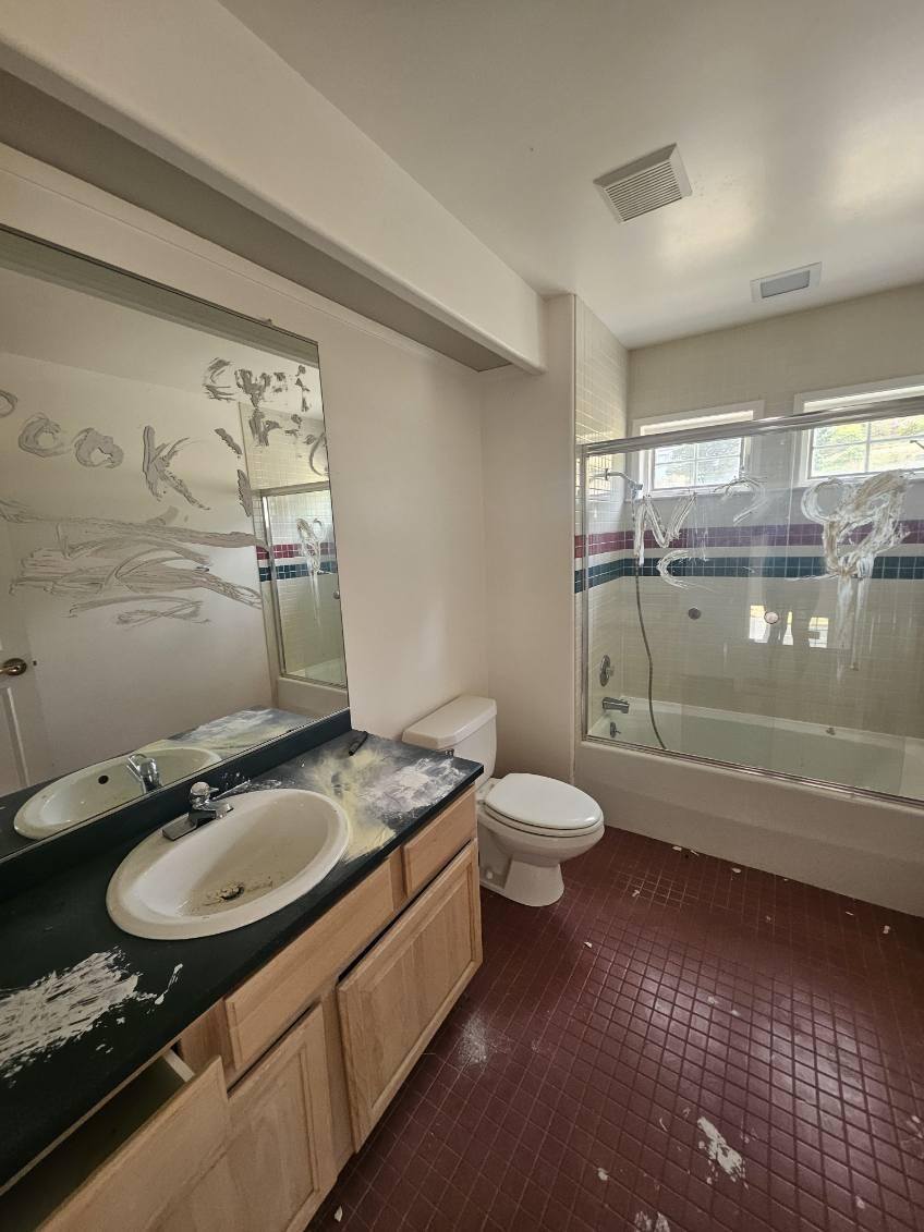 1580 Upper Pacific Drive