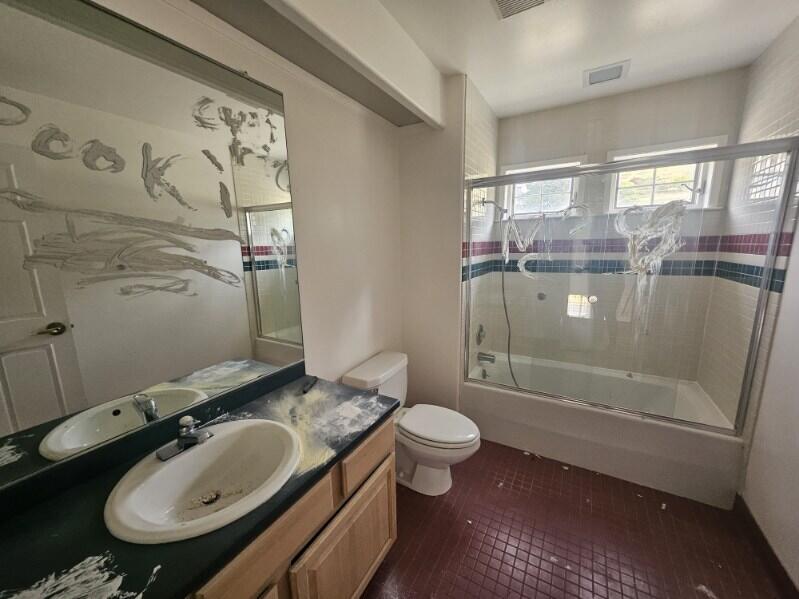 1580 Upper Pacific Drive