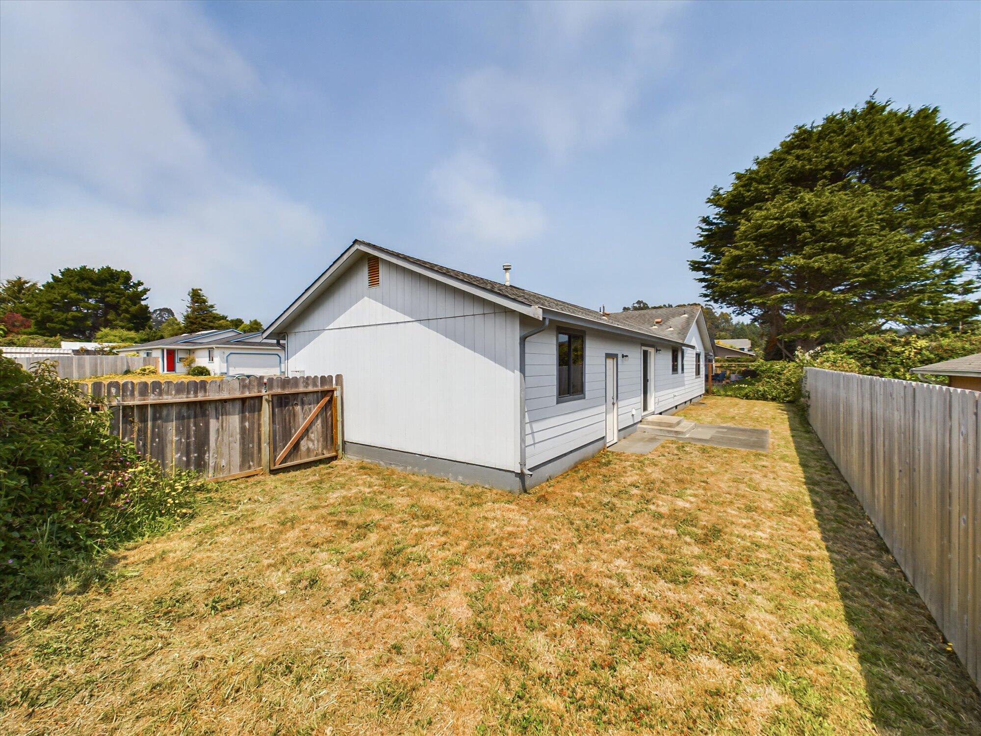 1196 Marius Court, McKinleyville