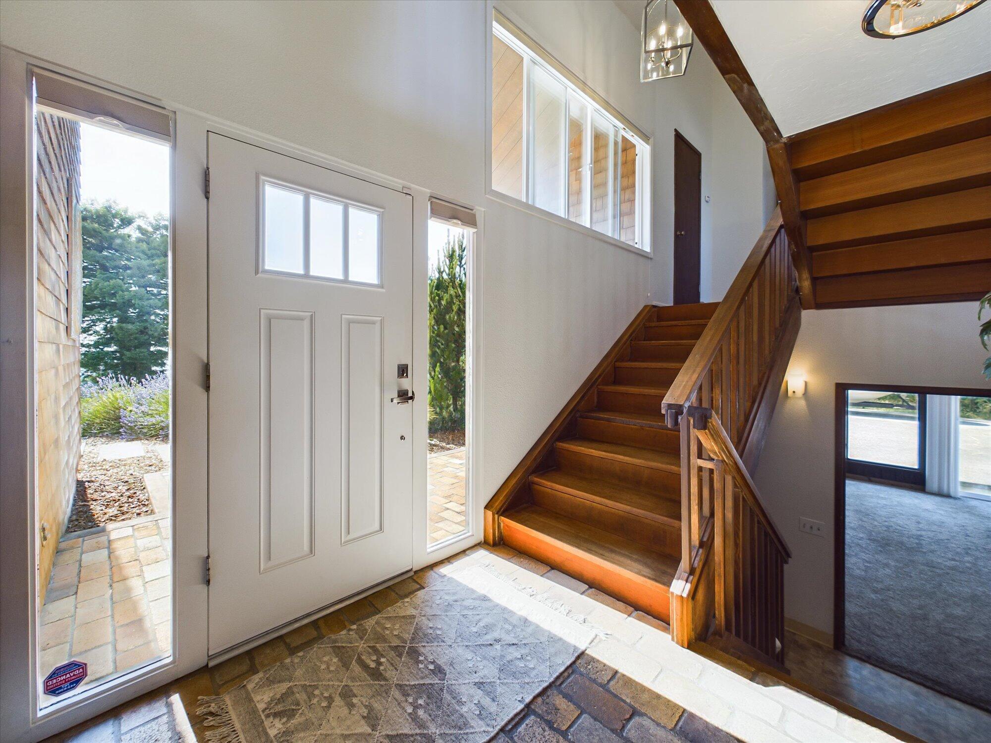 1010 Hilltop Lane, McKinleyville