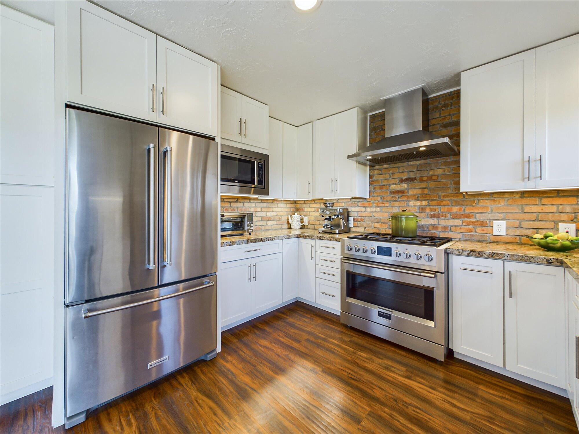 1010 Hilltop Lane, McKinleyville