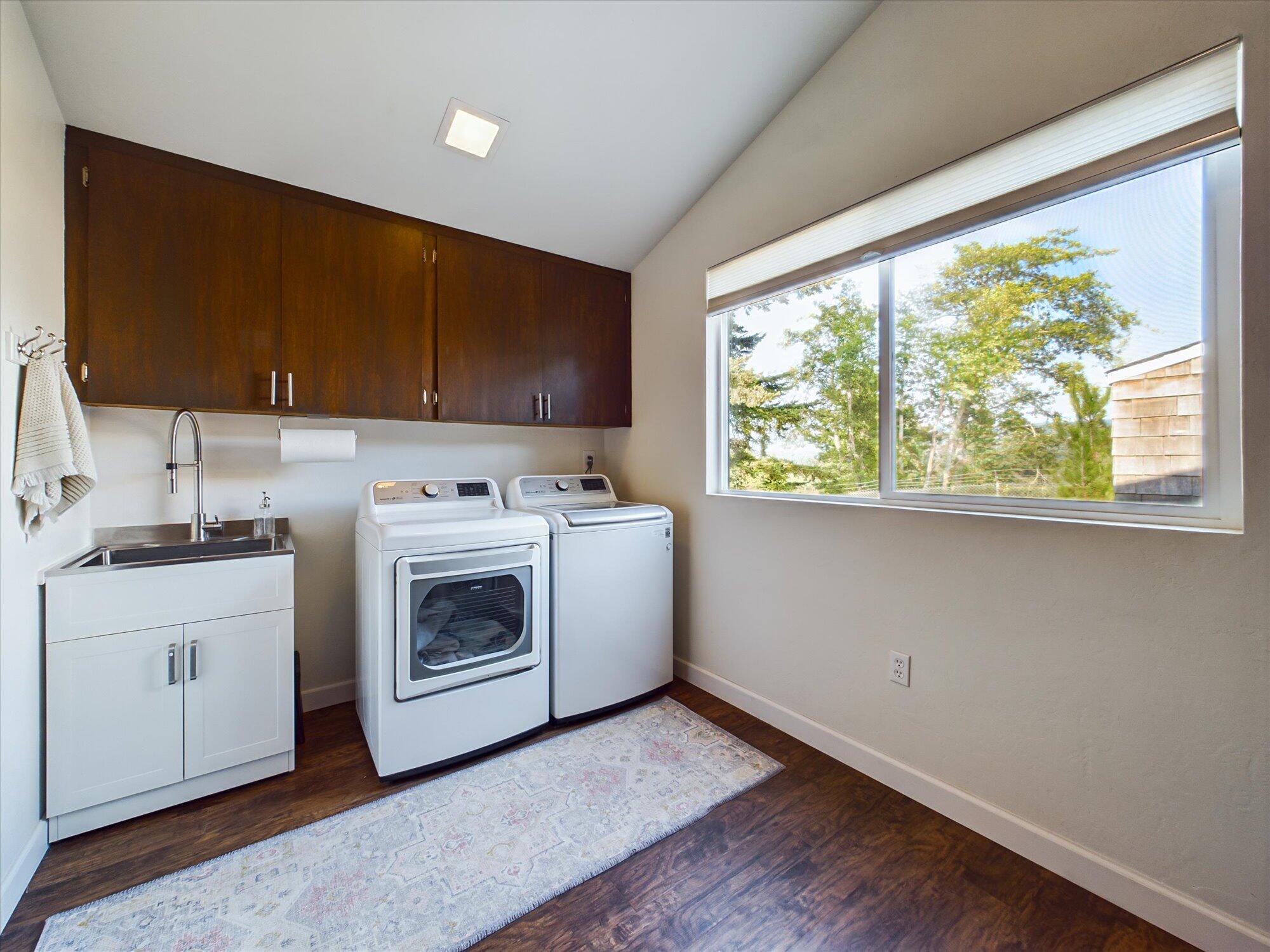 1010 Hilltop Lane, McKinleyville