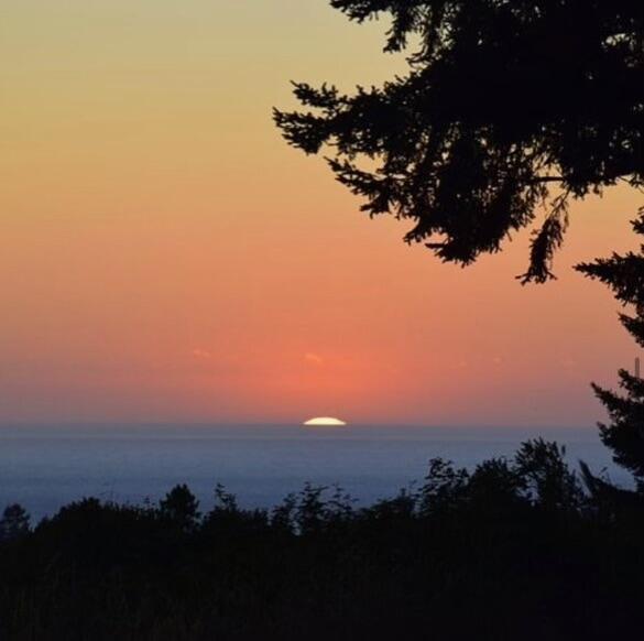 1010 Hilltop Lane, McKinleyville