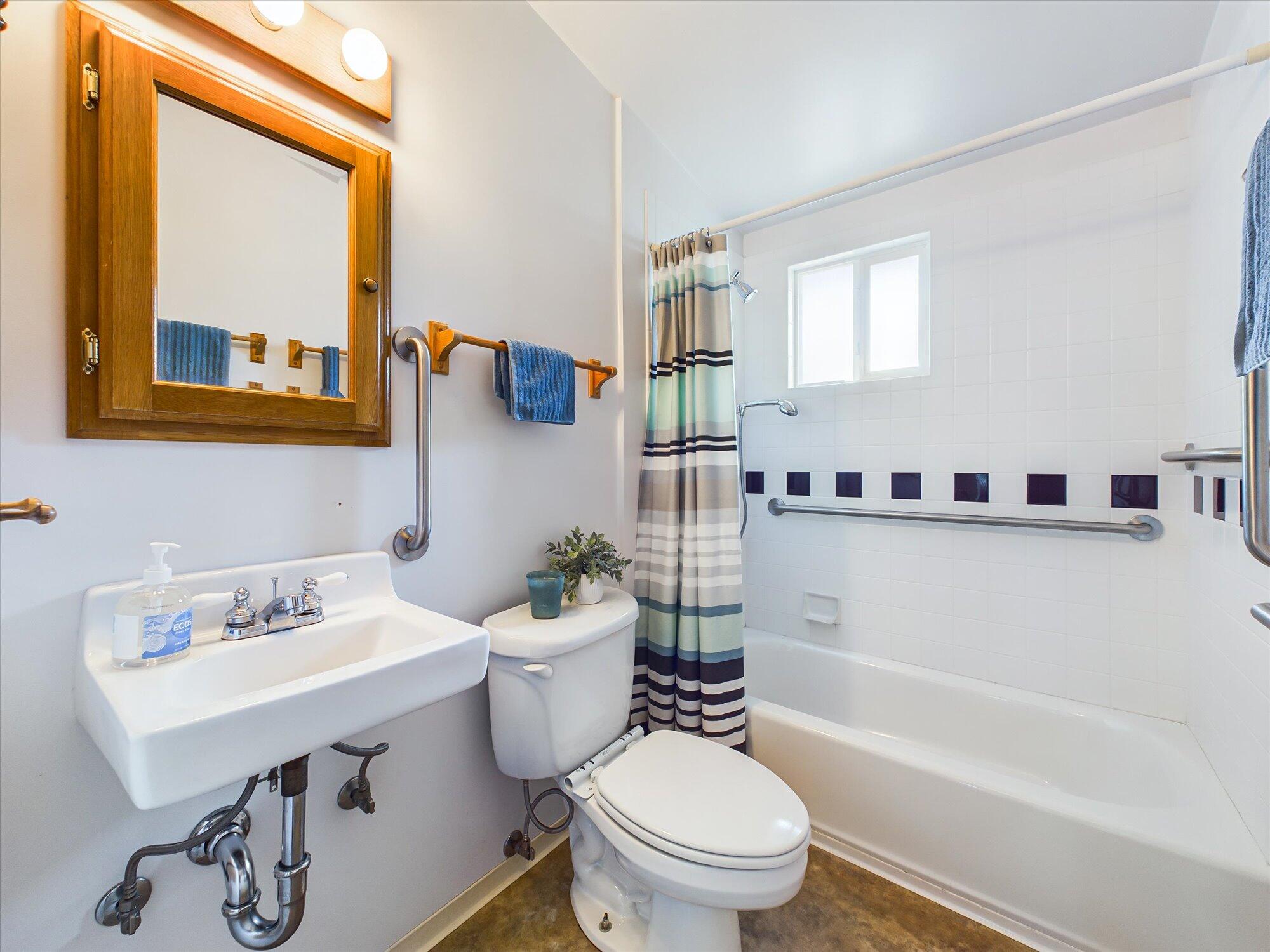1363 Whitmire Avenue, McKinleyville