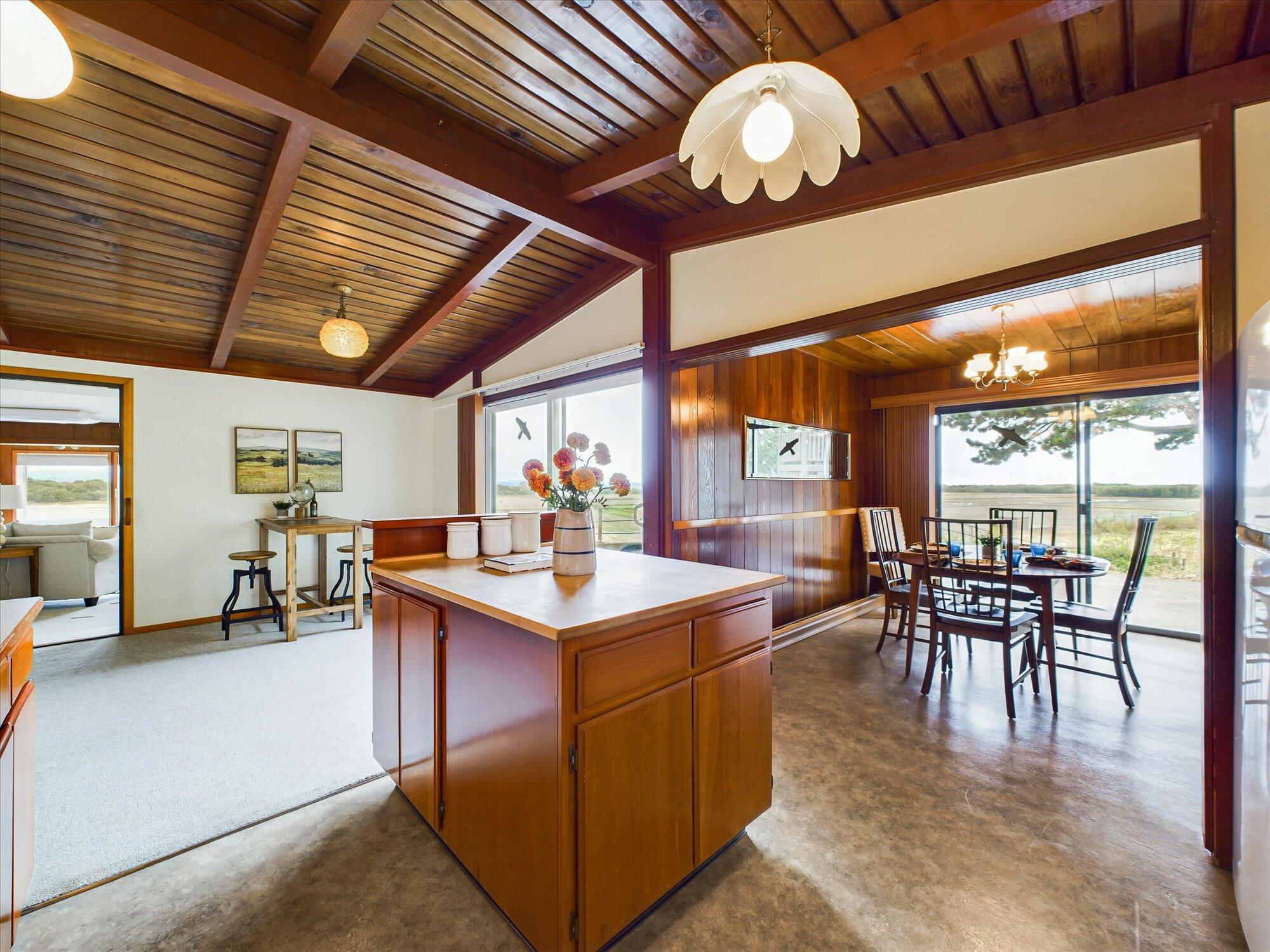 1363 Whitmire Avenue, McKinleyville
