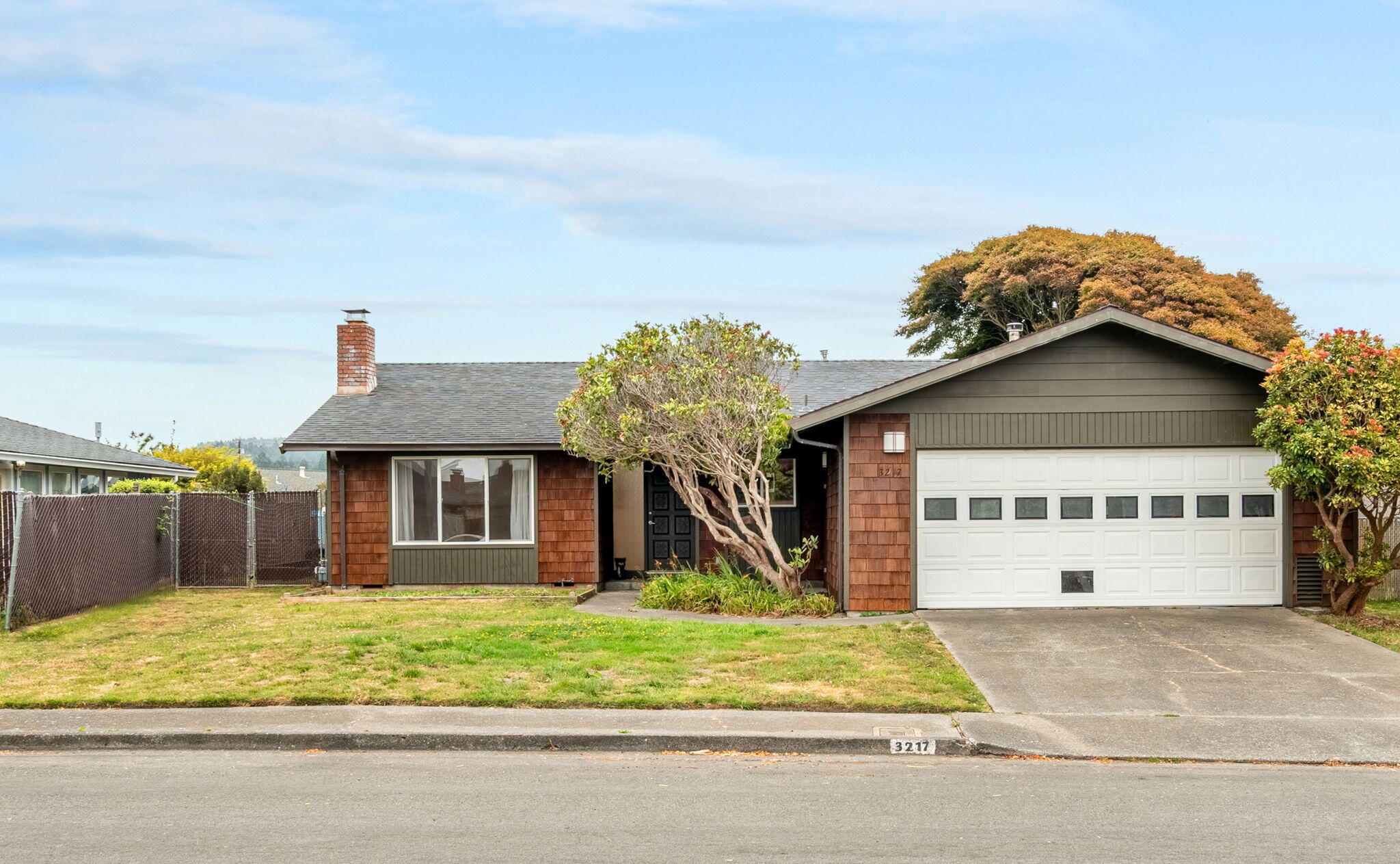 3217 Alice Avenue