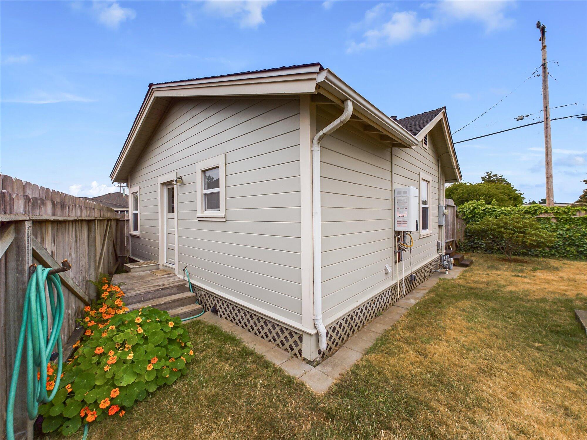 424 Silva Avenue