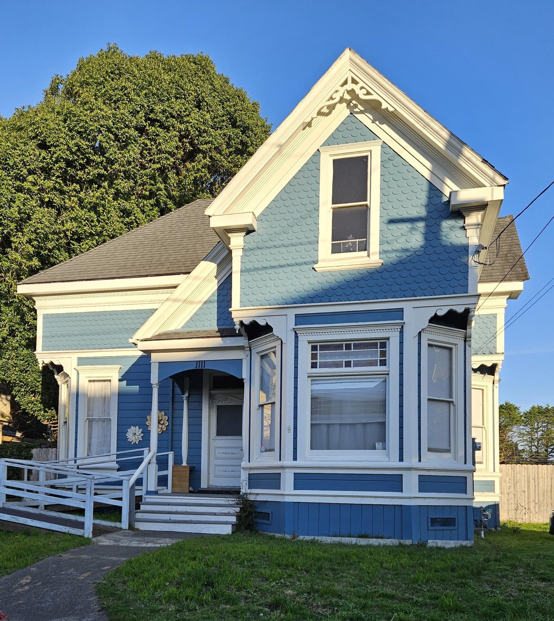 1111 L Street