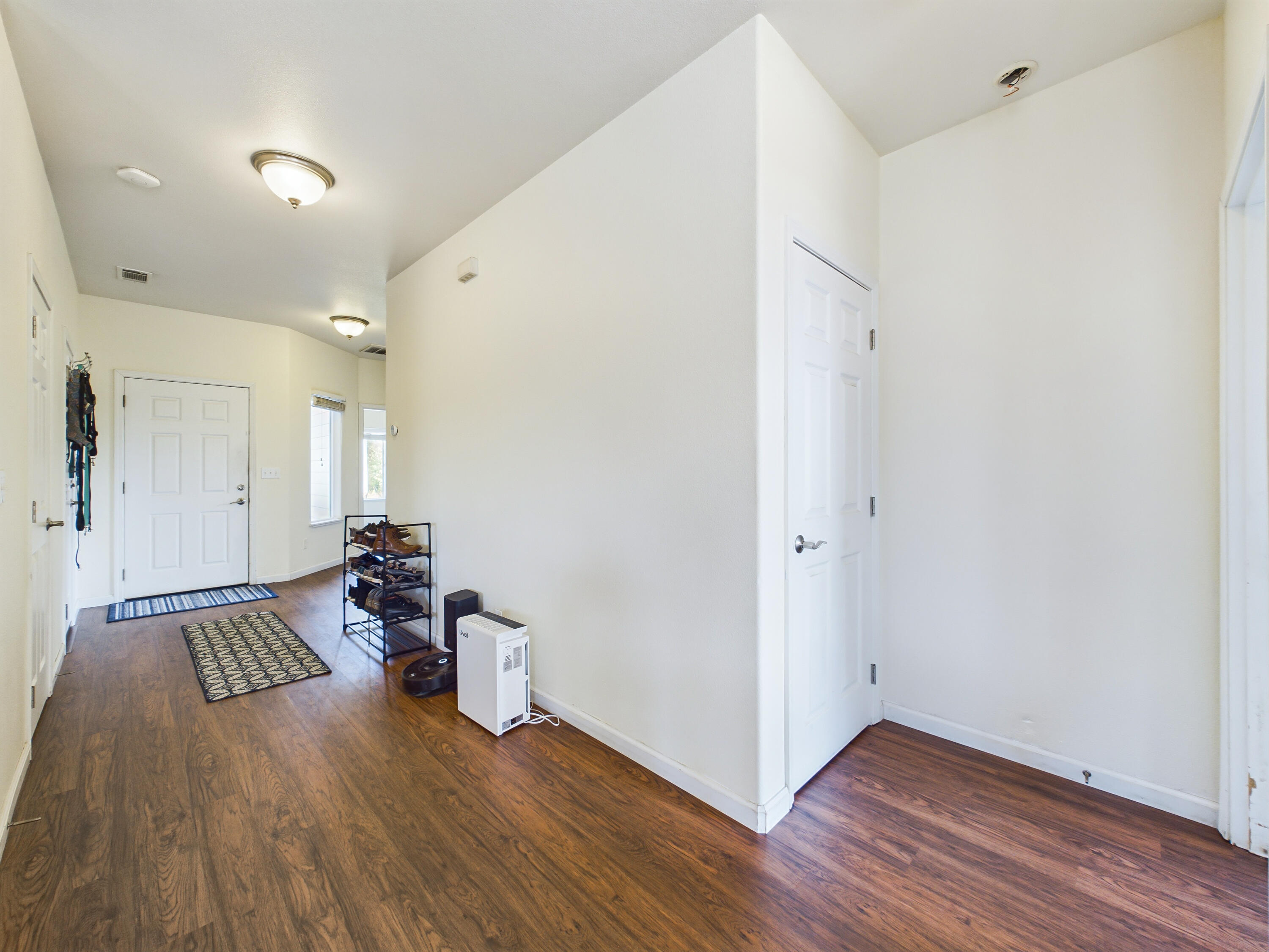 1833 Peninsula Drive