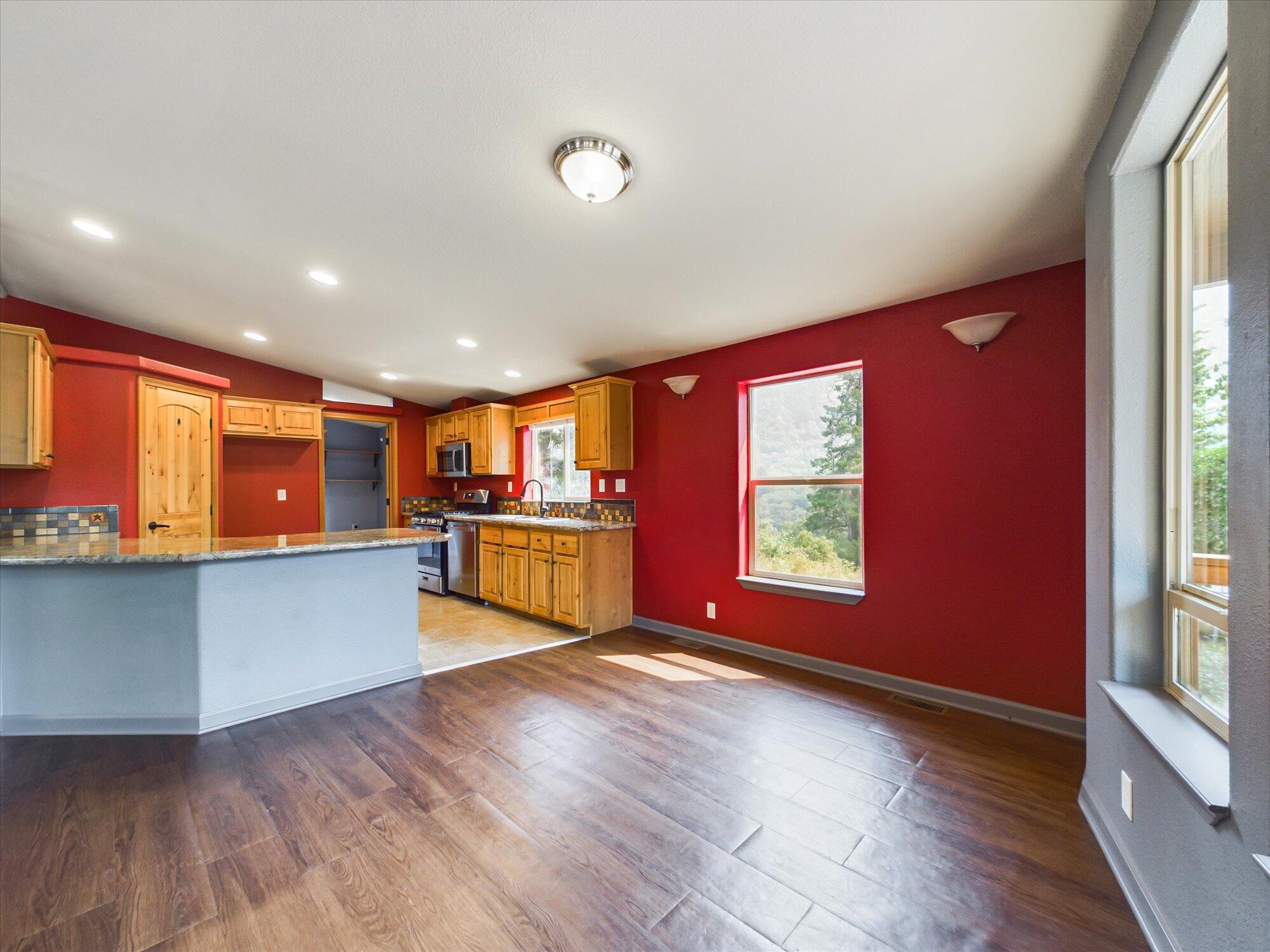 41717 St Hwy 299