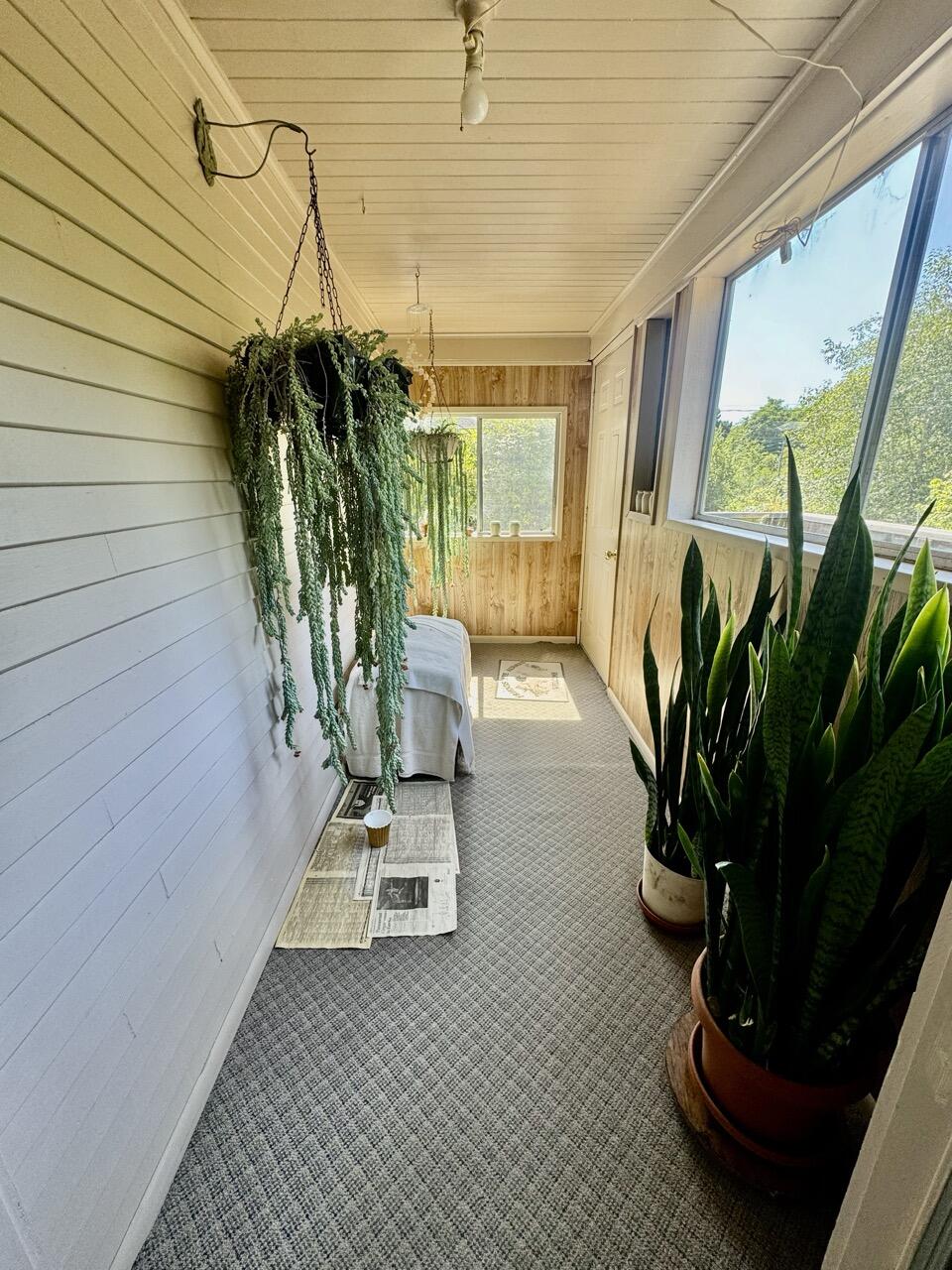 899 Fernbridge Drive