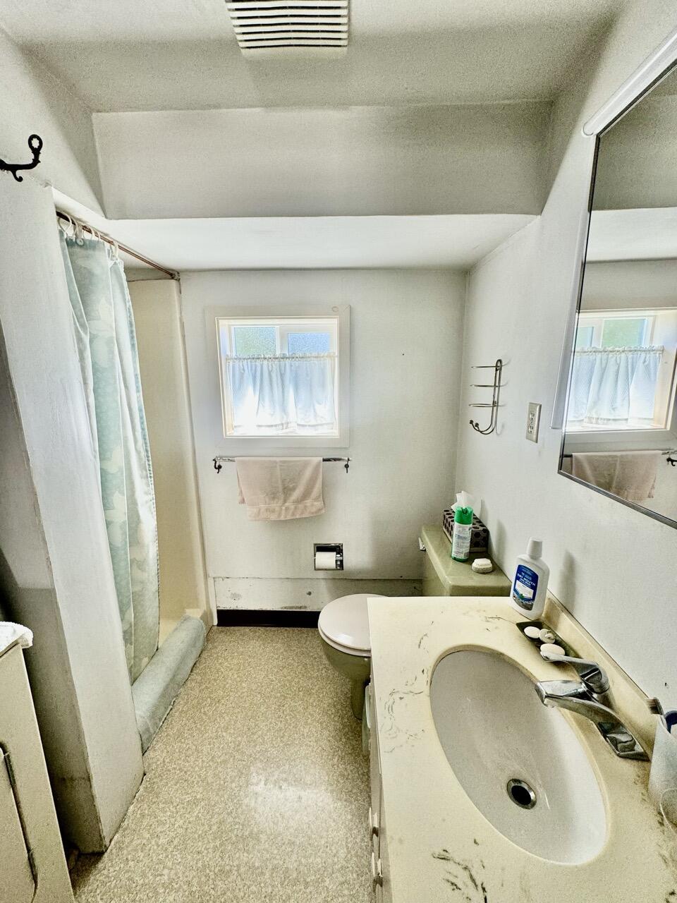 899 Fernbridge Drive